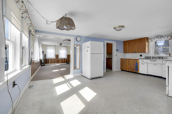 138 Flat Road Property Photo 10
