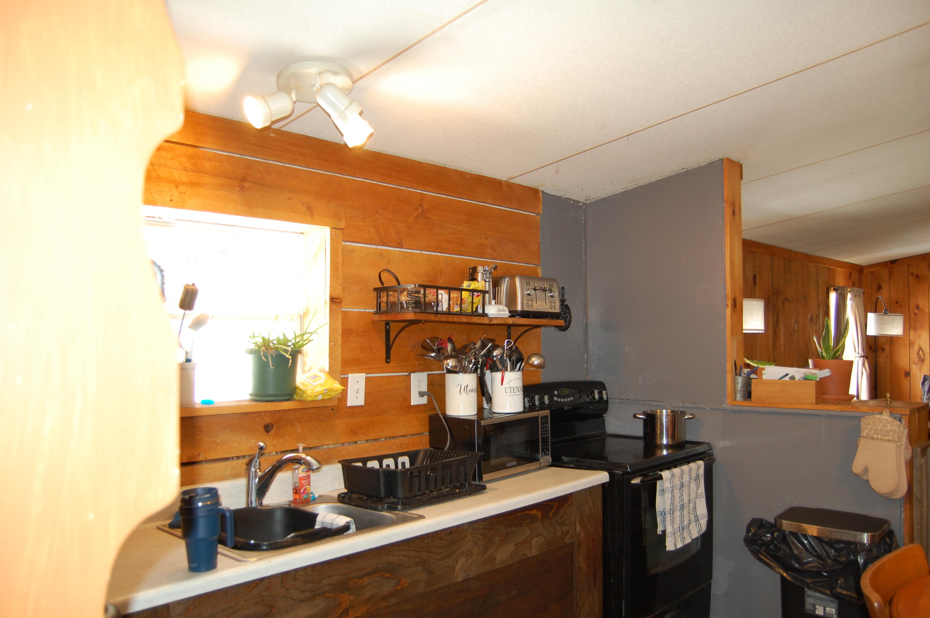 351 Pleasant Street Property Photo 5