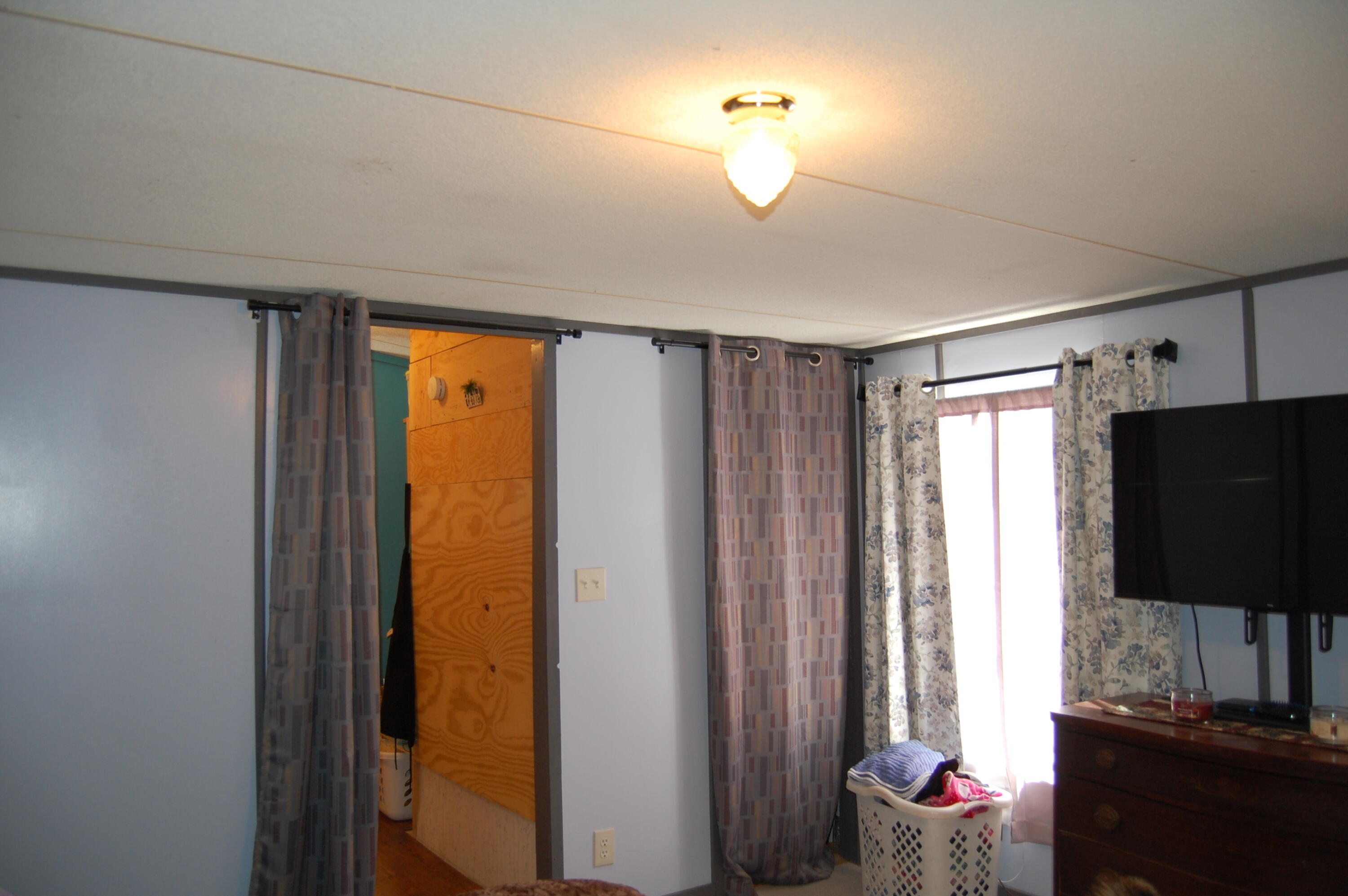 351 Pleasant Street Property Photo 12