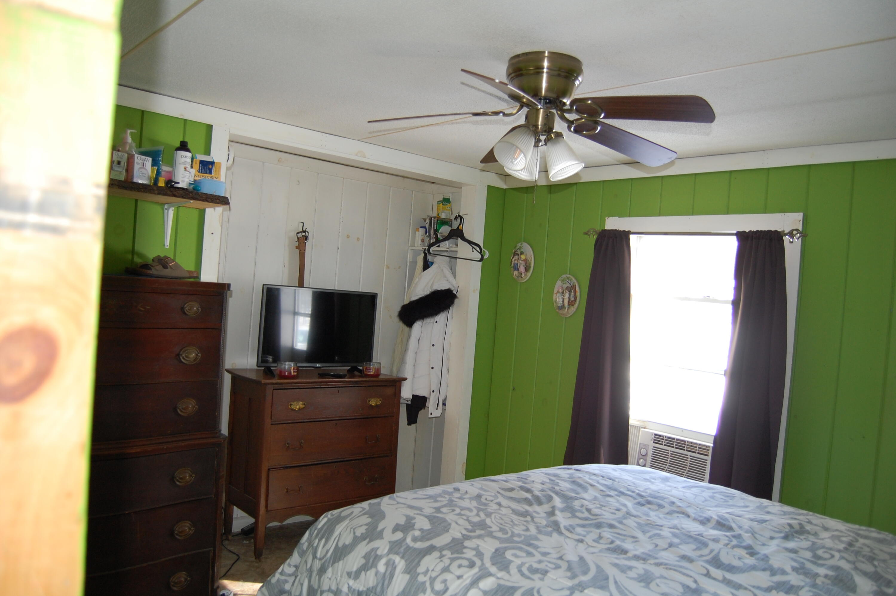 351 Pleasant Street Property Photo 21