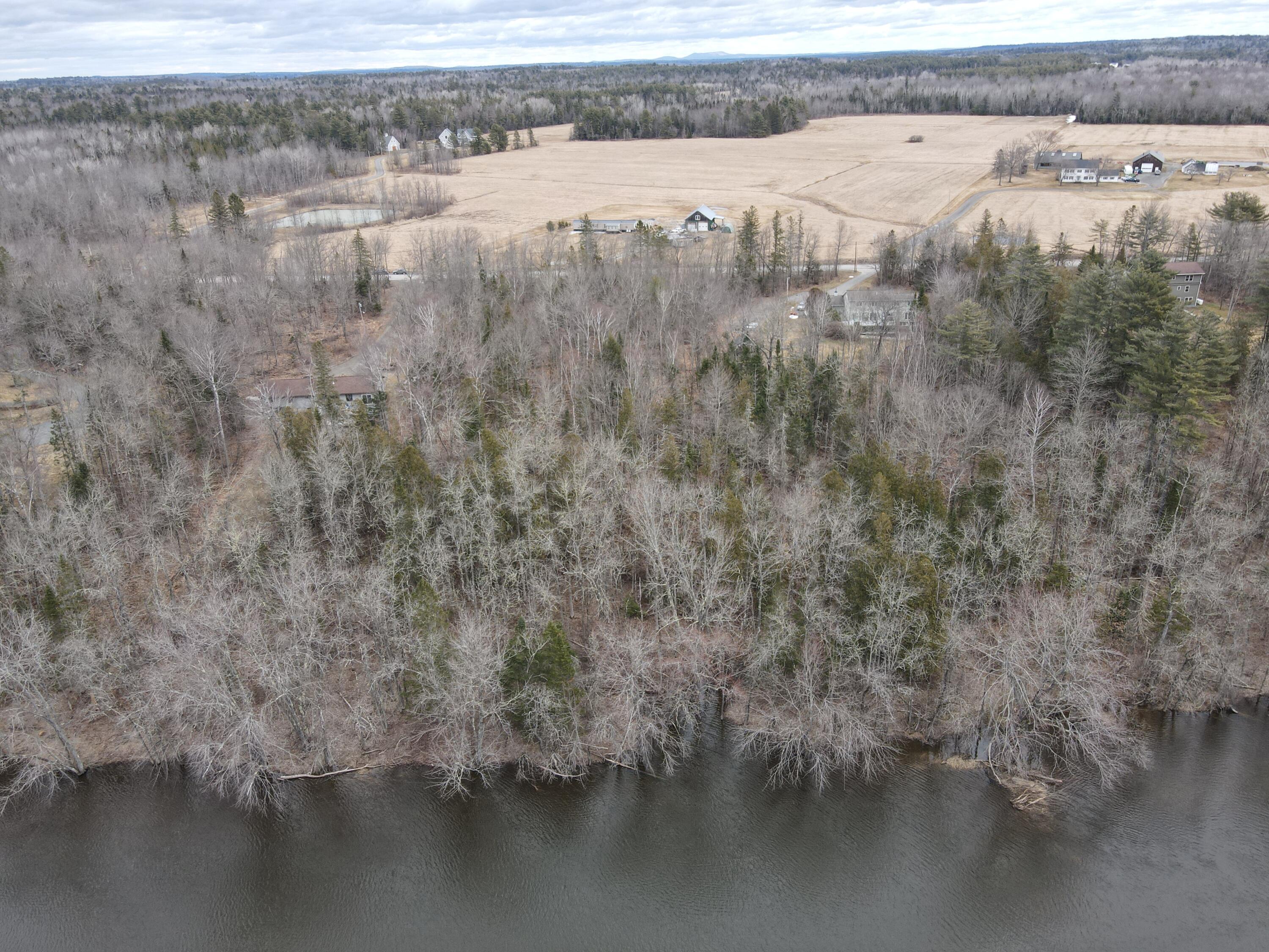 R-11 16b Hudson Road Property Photo 4