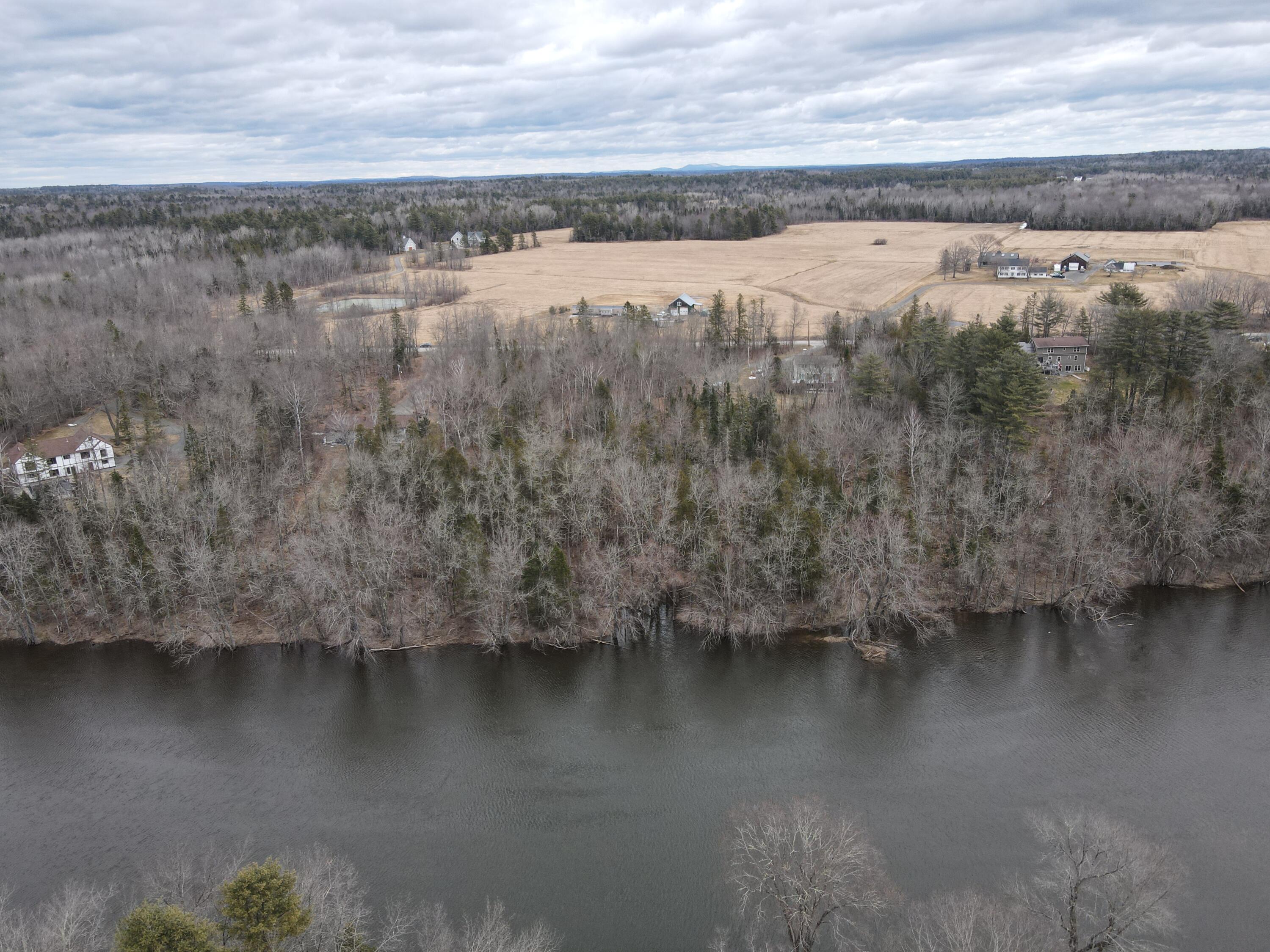 R-11 16b Hudson Road Property Photo 6
