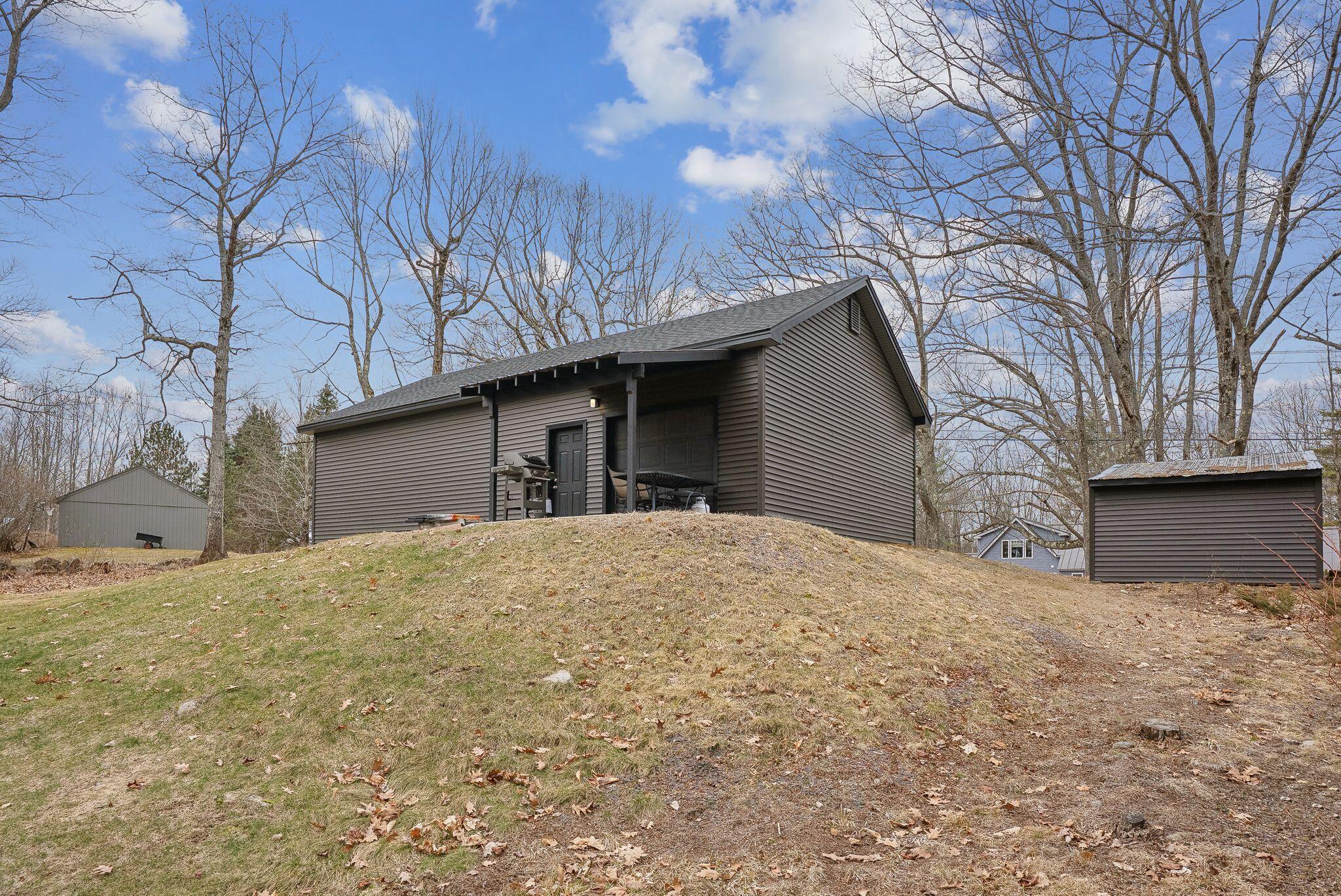 40 Winthrop Center Road Property Photo 11