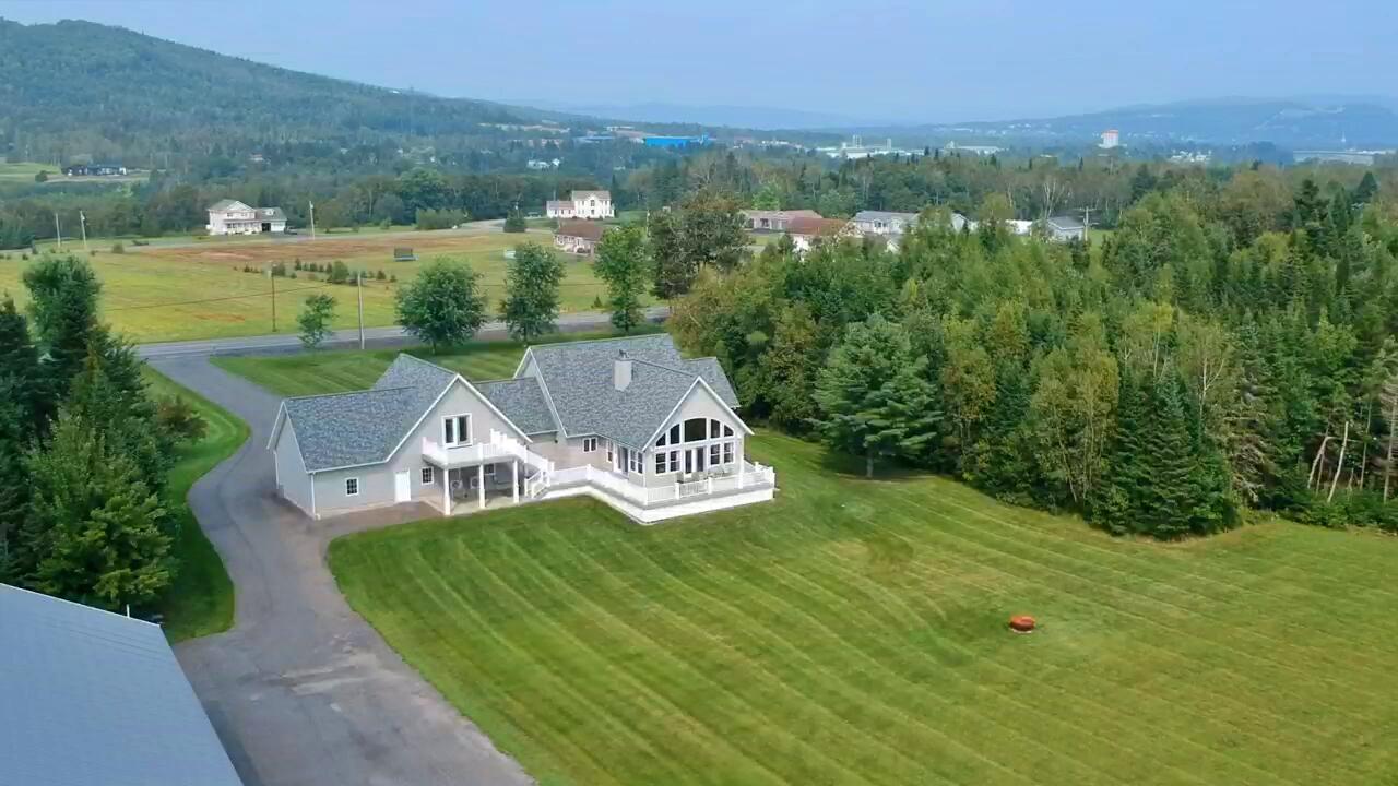 54 St John Road Property Photo 6