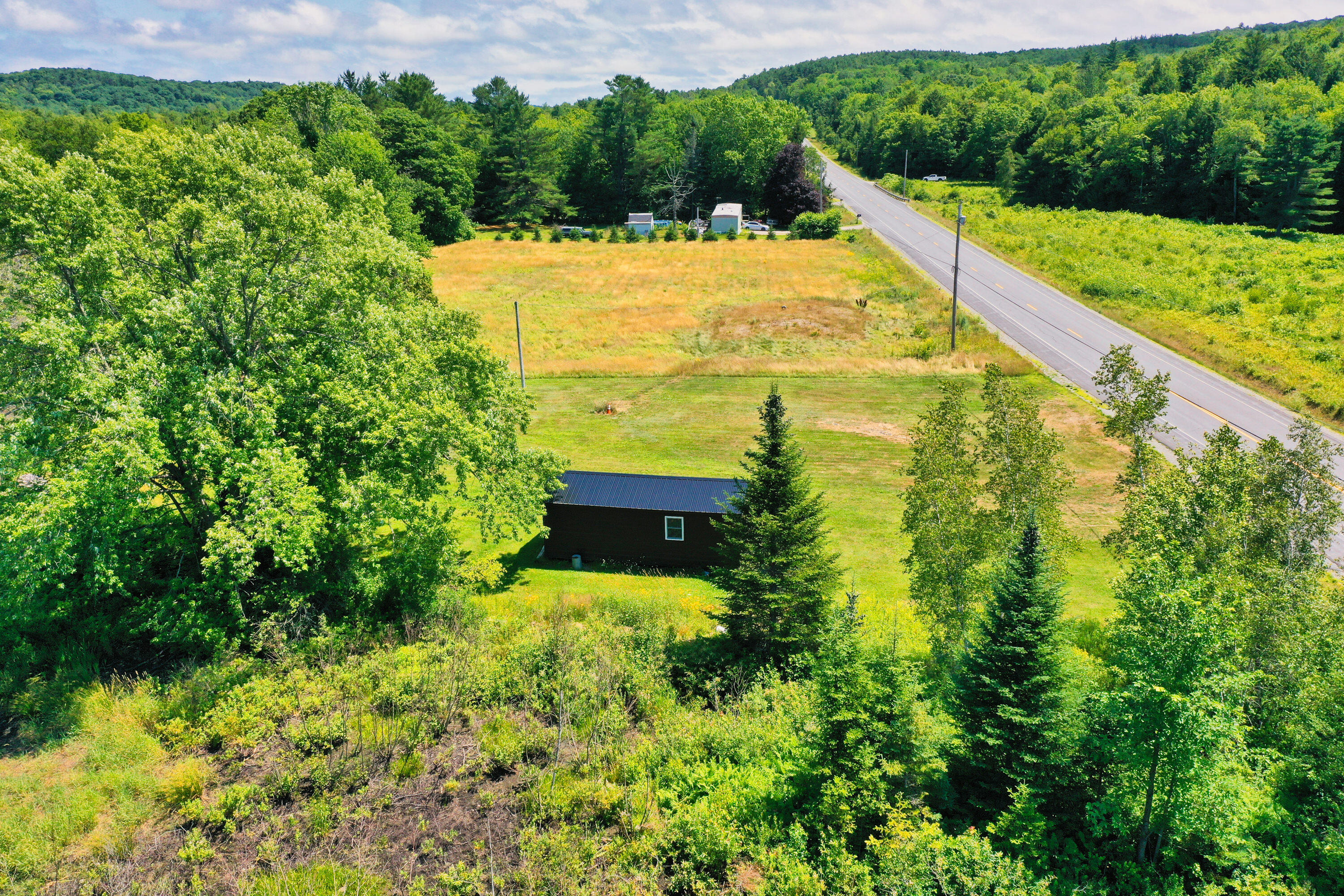 1092 Belfast Road Property Photo 6