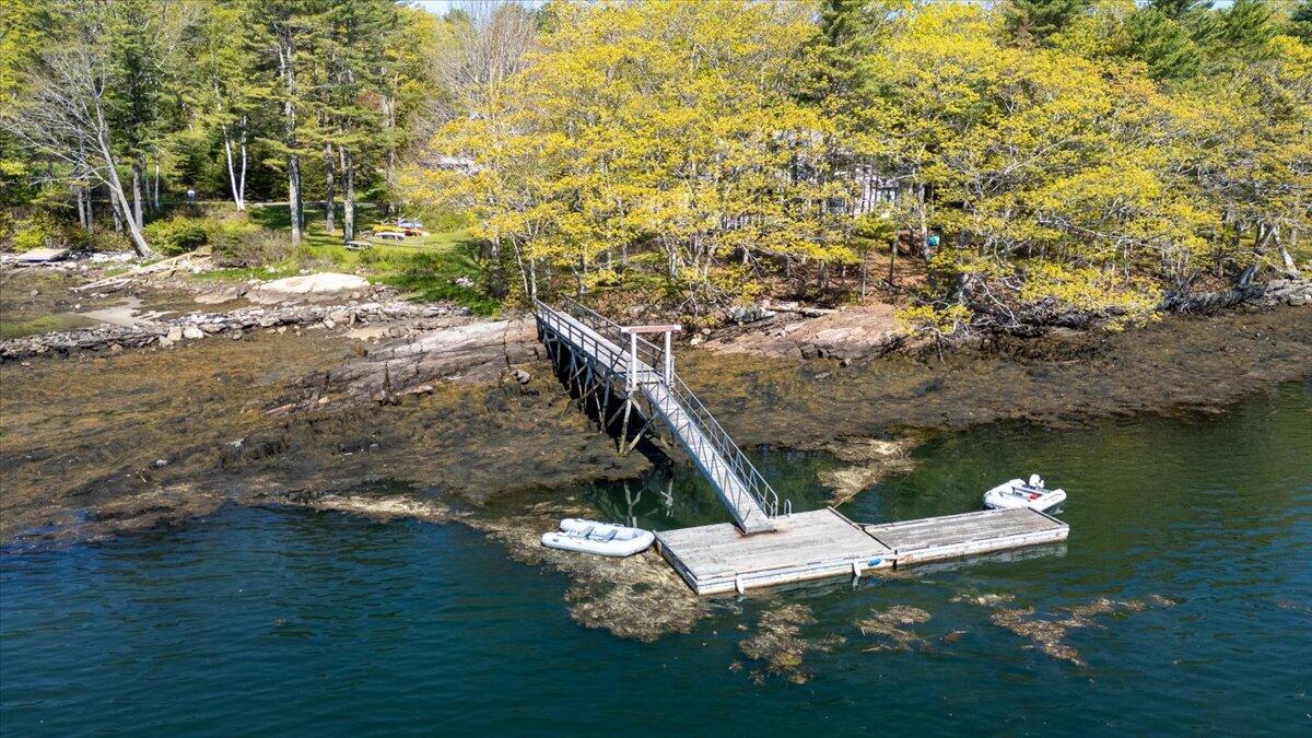 41 Bens Landing Road Property Photo 9