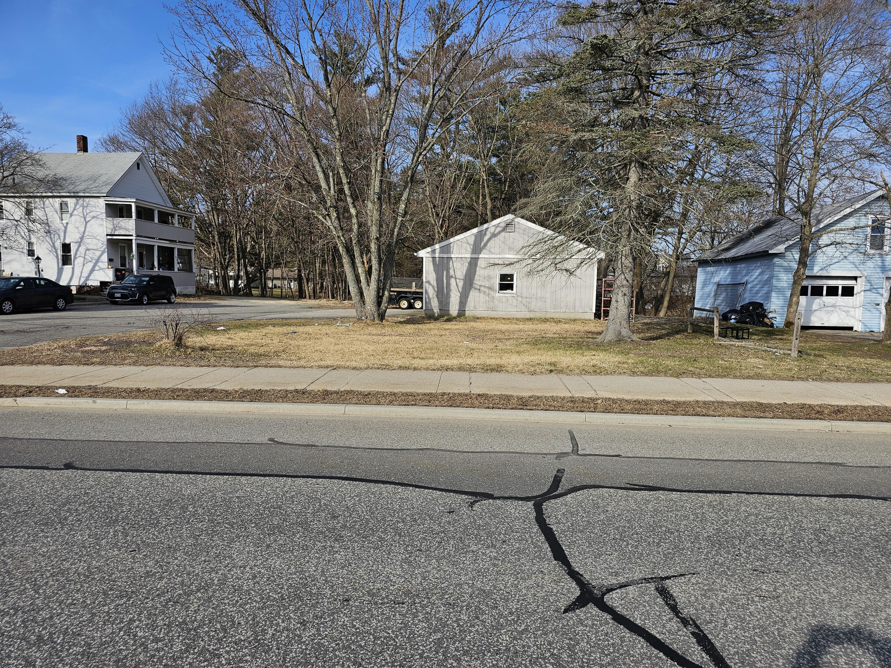 M27 L17 0 Main Street Property Photo 4