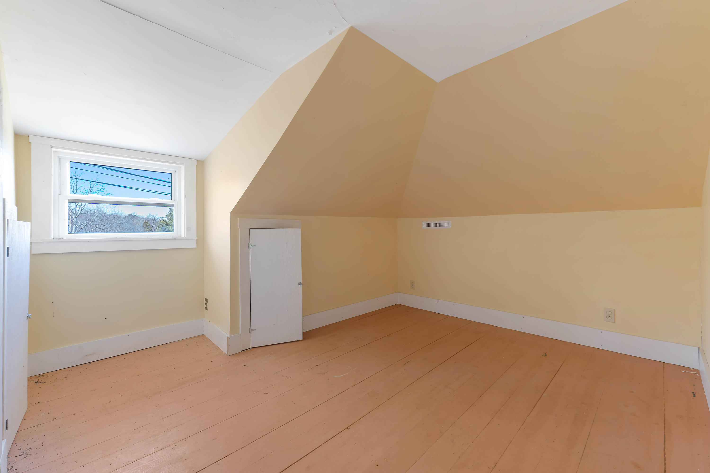 76 Fish Street Property Photo 22