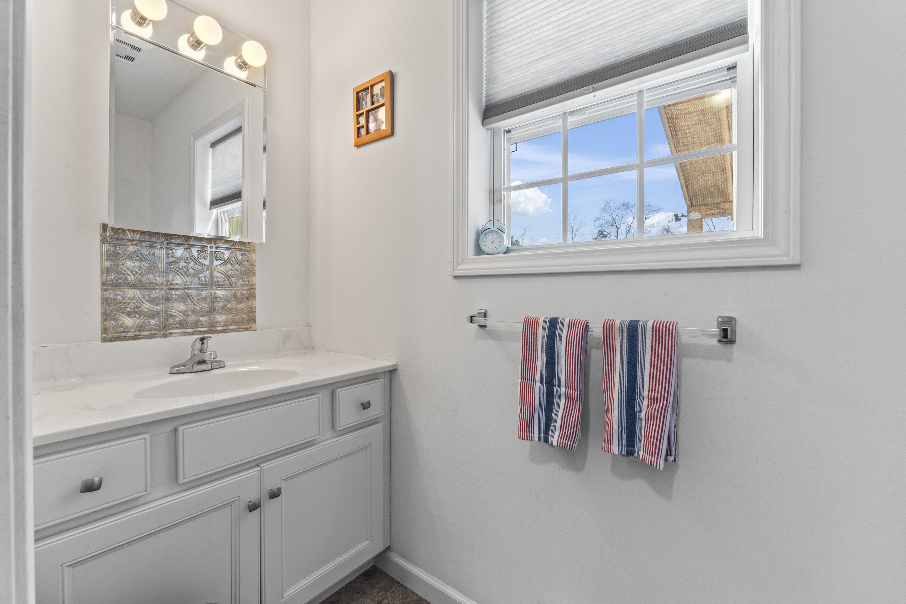 6 Jackson Lane Property Photo 19