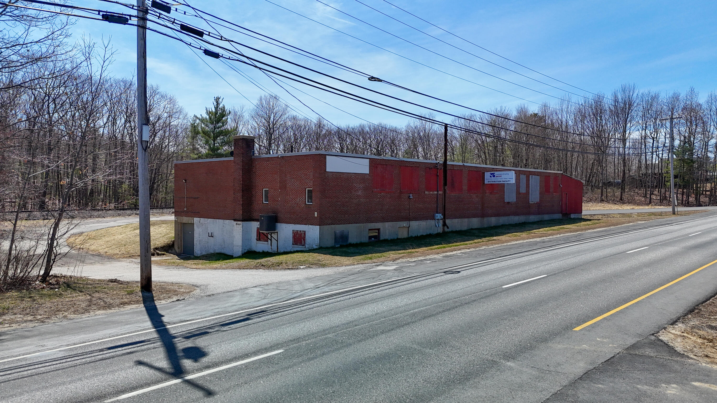 358 Washington Street N Property Photo 3