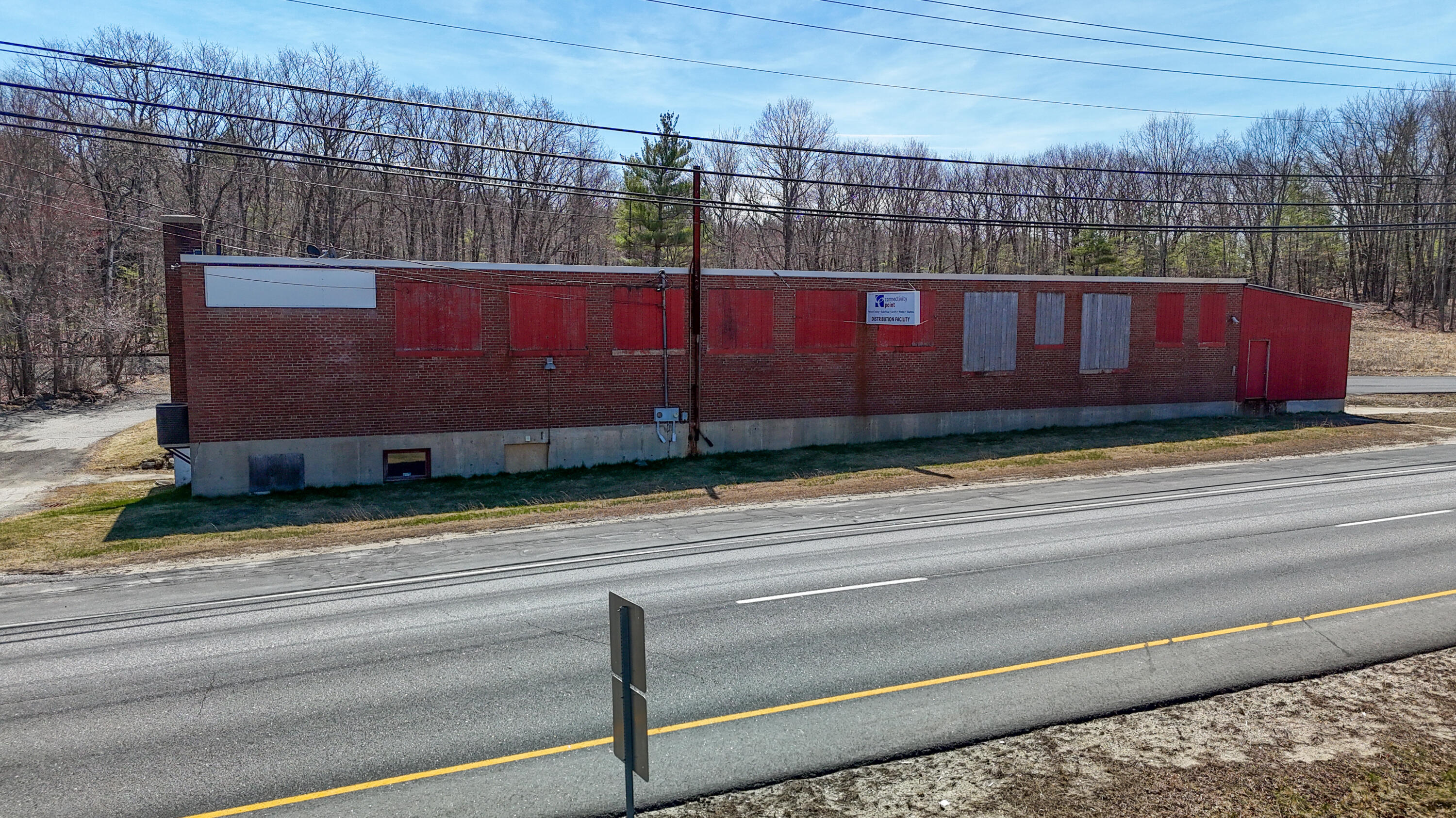 358 Washington Street N Property Photo 6