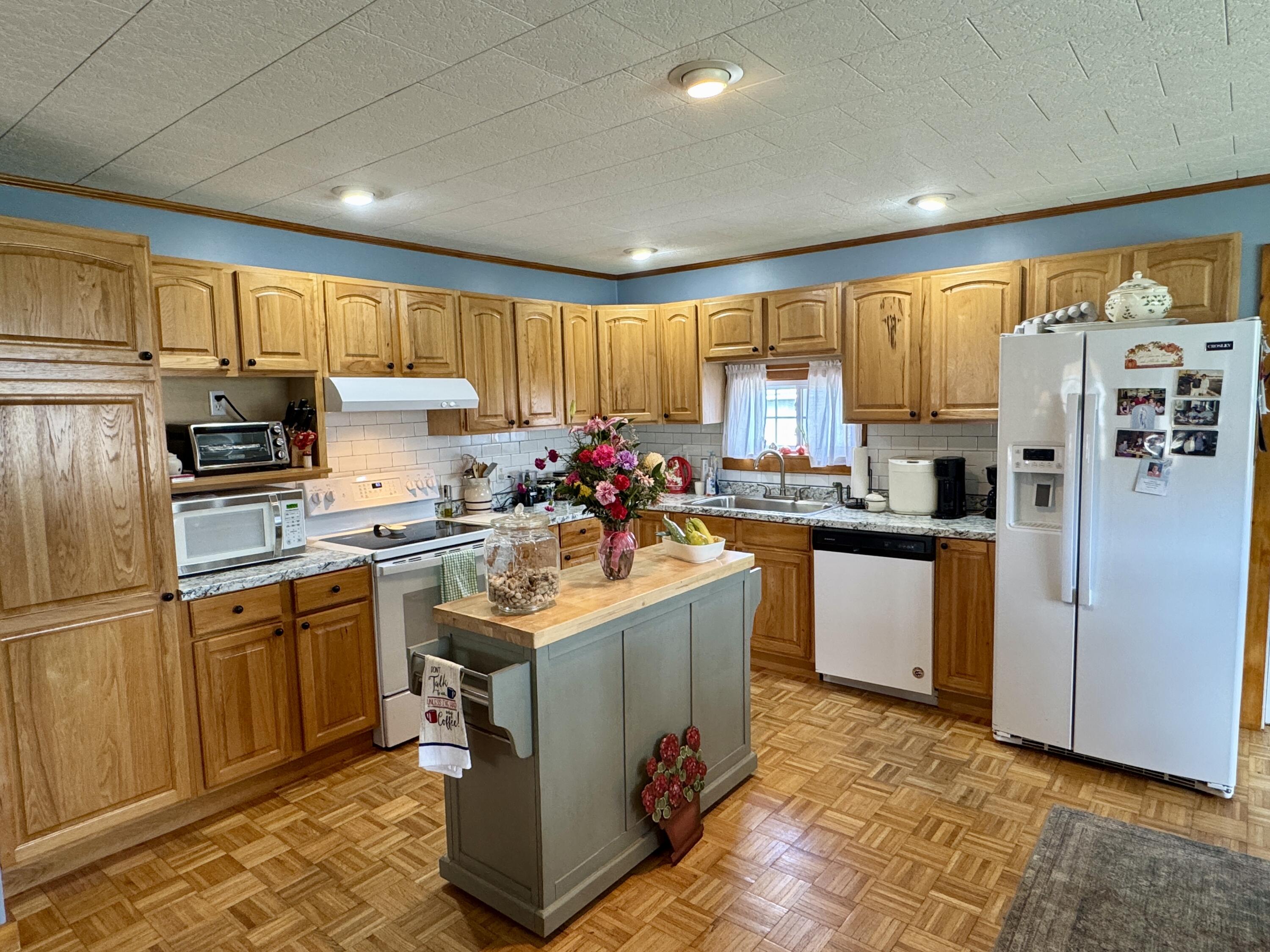 1 Daggett Road Property Photo 18