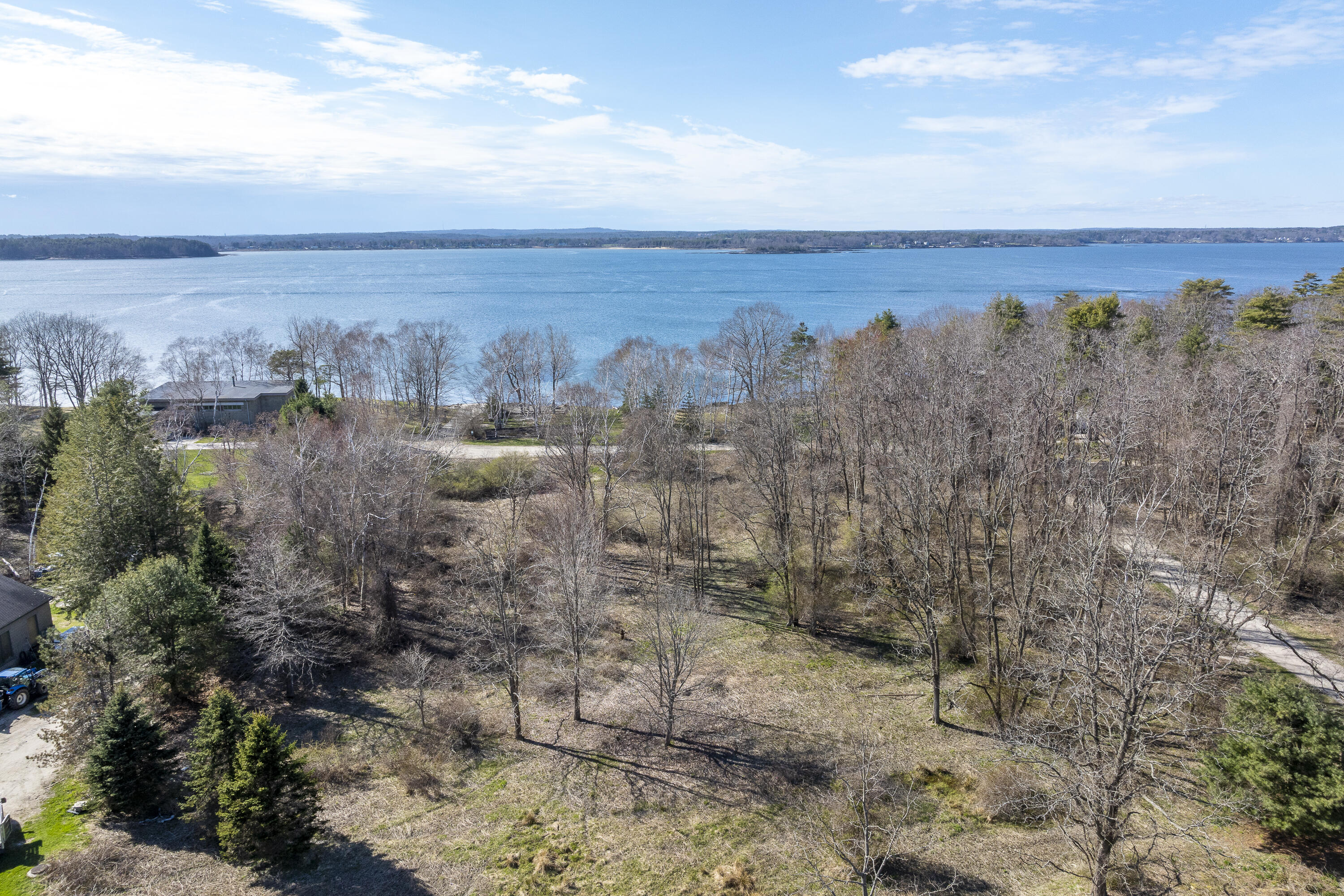 119 West Shore Drive Property Photo 6
