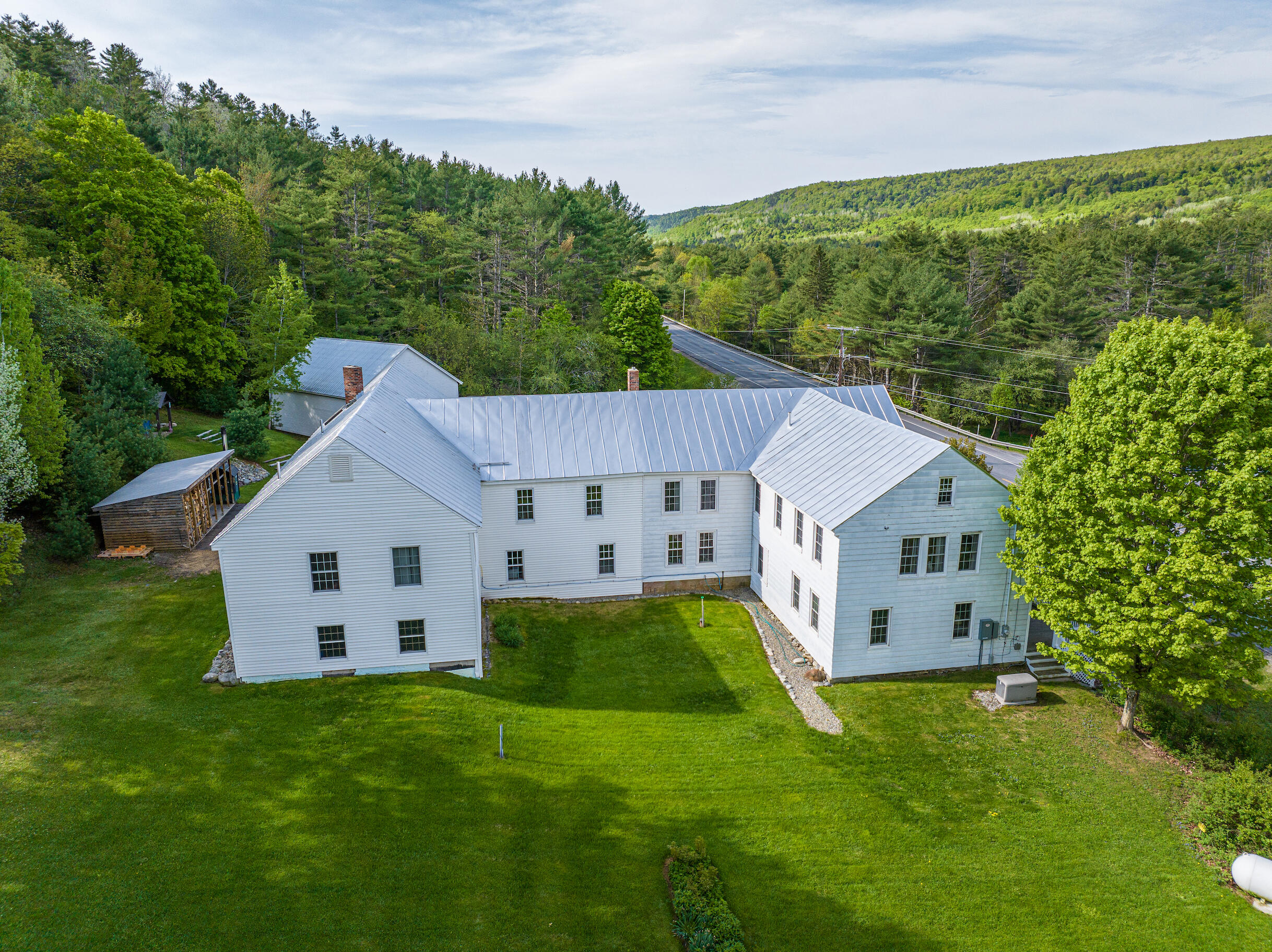 1041 Us Route 201 Property Photo 8