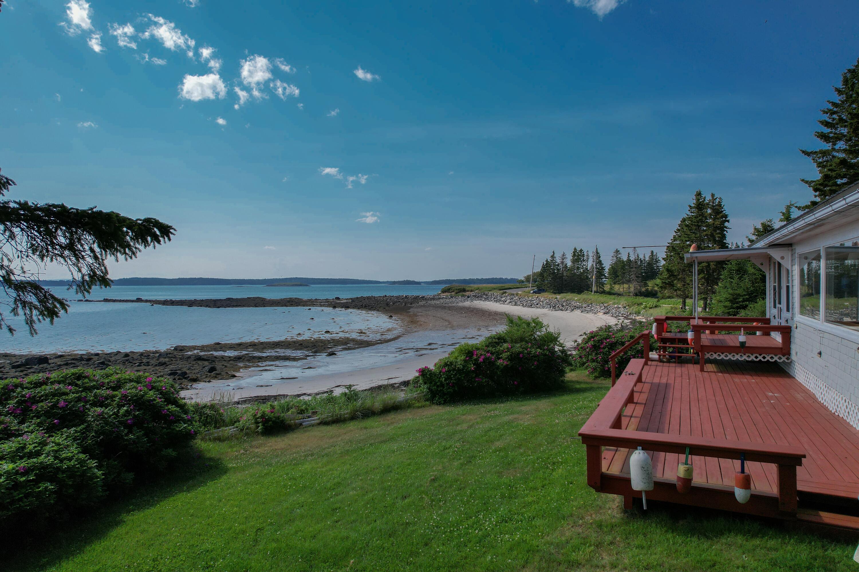 397 Cape Split Road Property Photo 1
