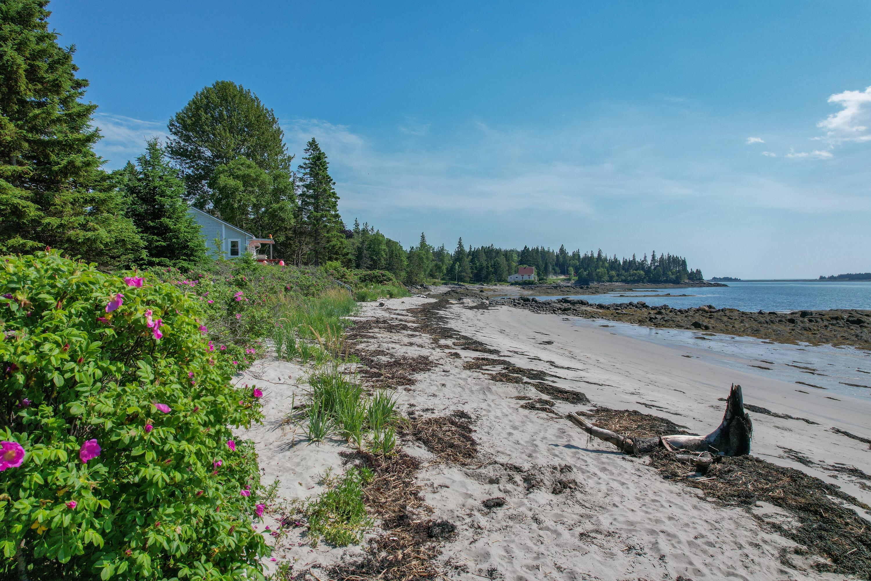 397 Cape Split Road Property Photo 45