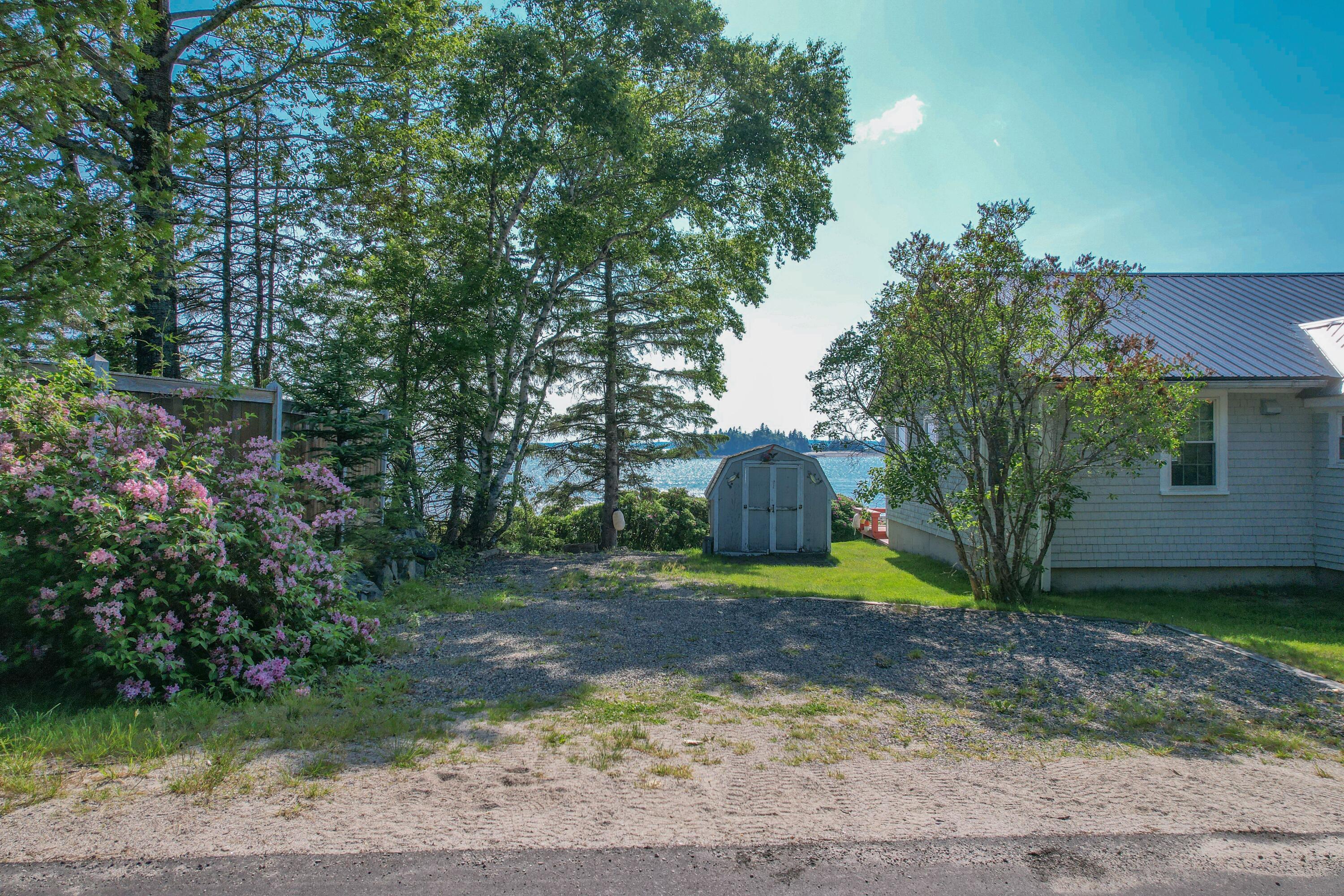 397 Cape Split Road Property Photo 49