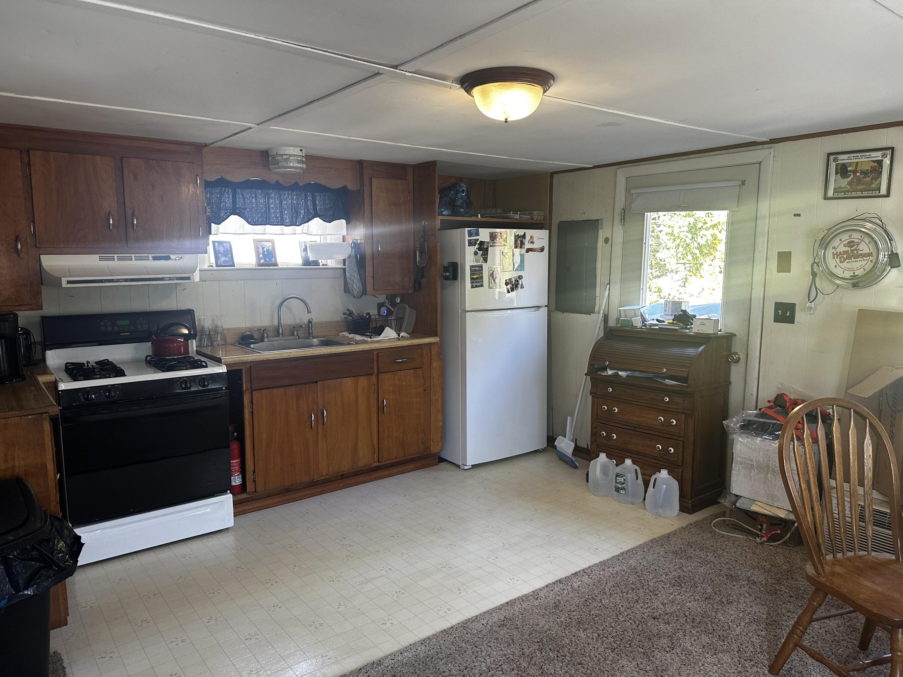 113 Fenwick Road Property Photo 2