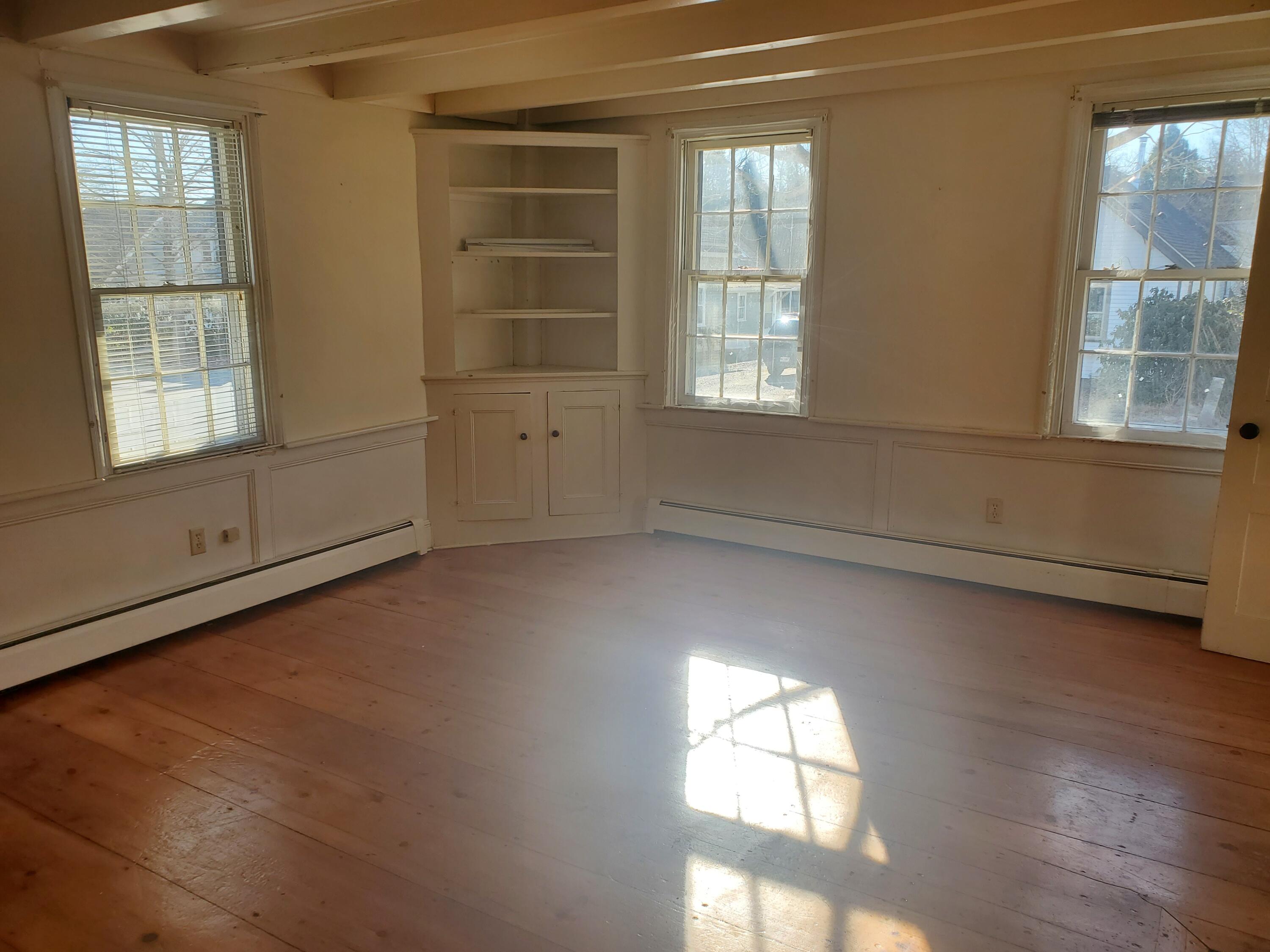 14 Church Street Property Photo 4