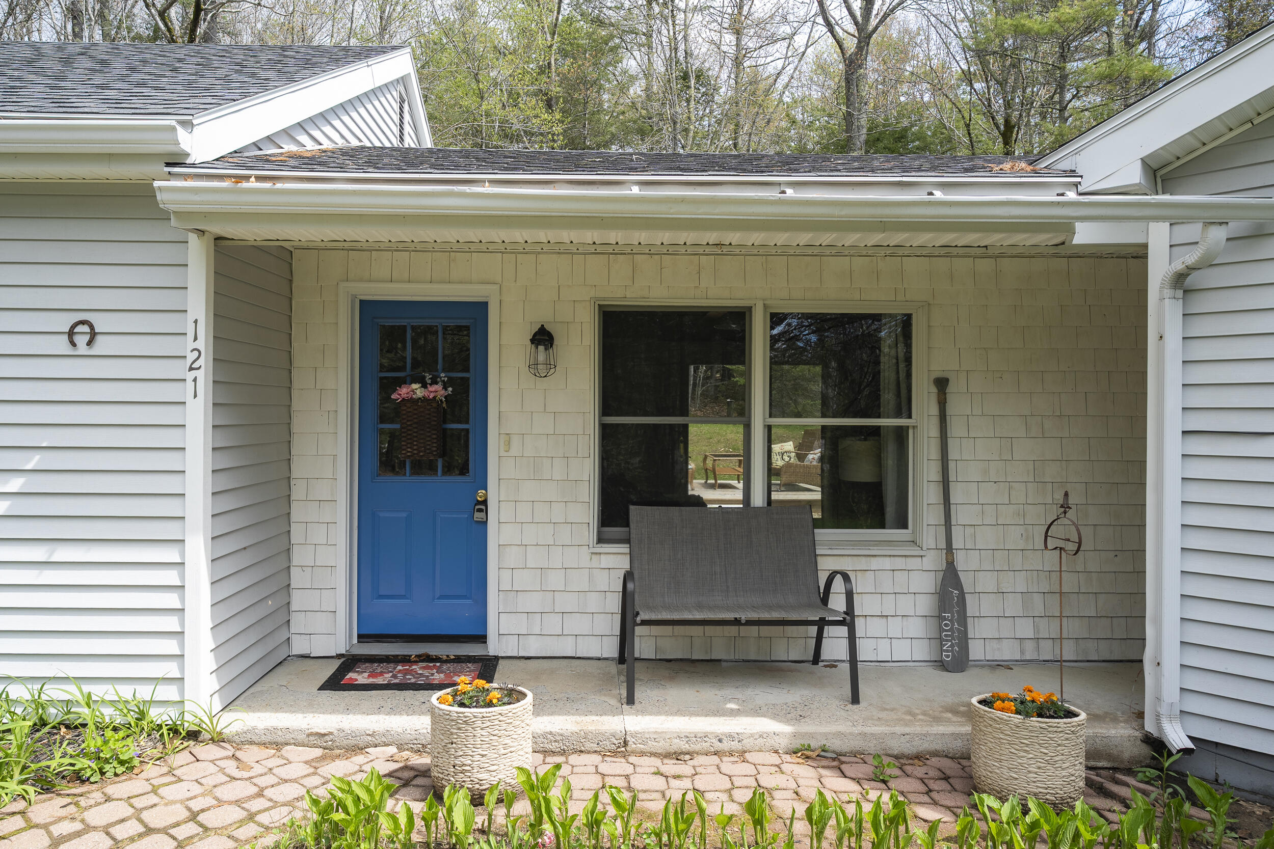 121 Log Cabin Road Property Photo 5