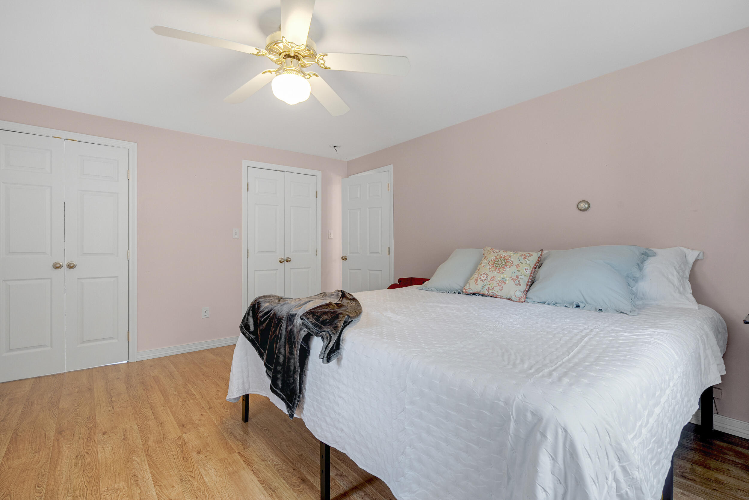 121 Log Cabin Road Property Photo 46