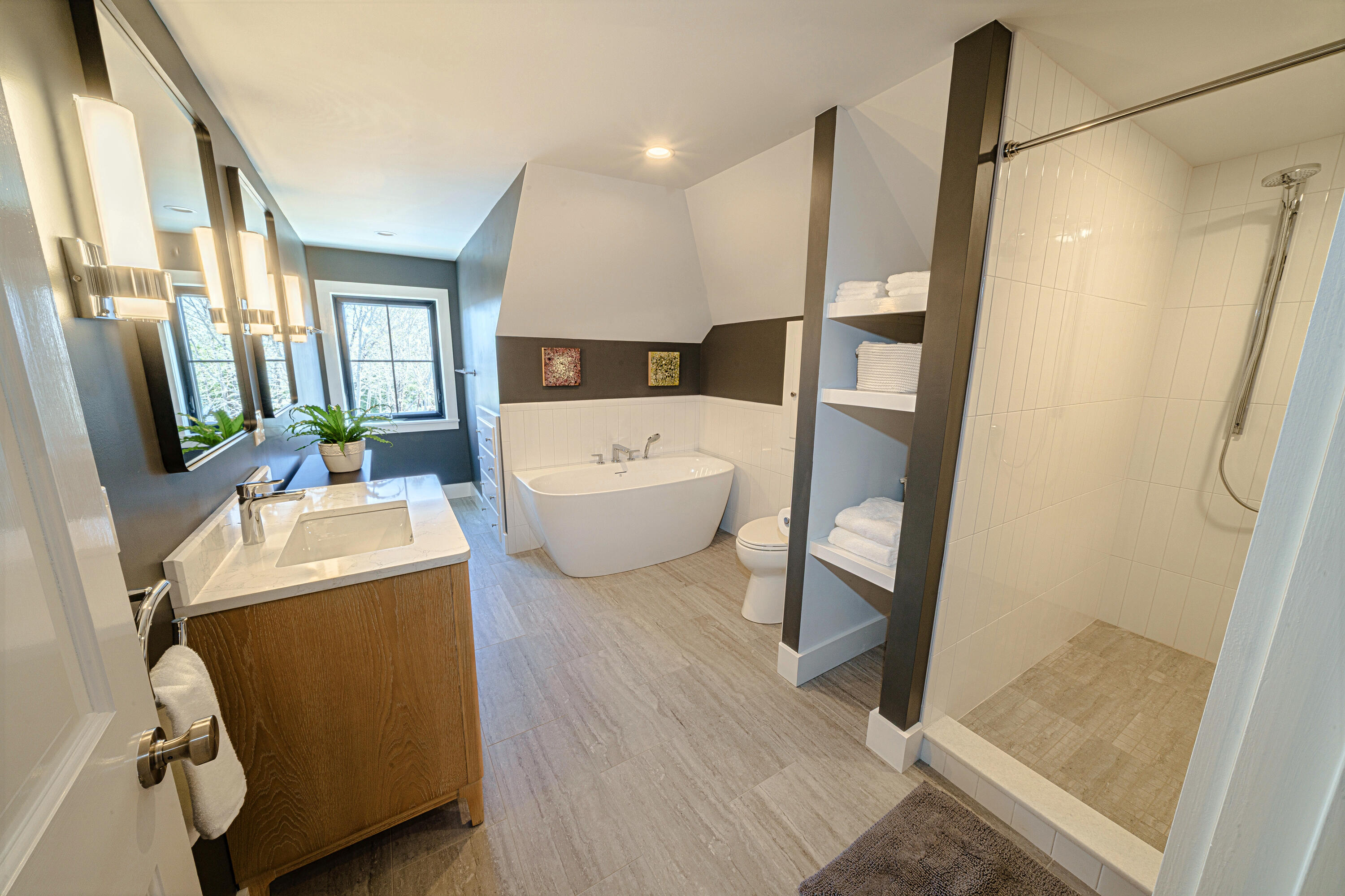 16 Cottage Street Property Photo 43