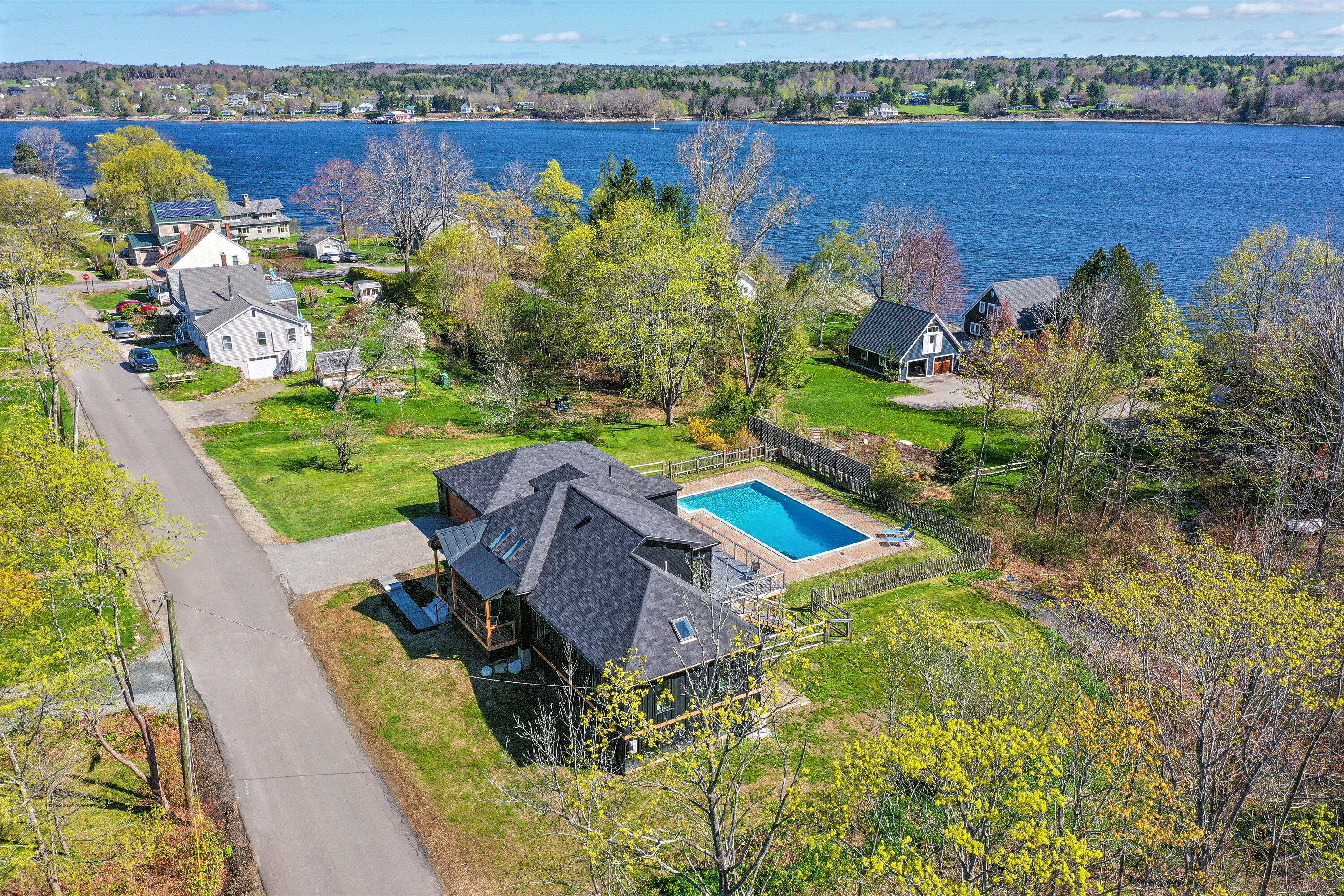 16 Cottage Street Property Photo 48