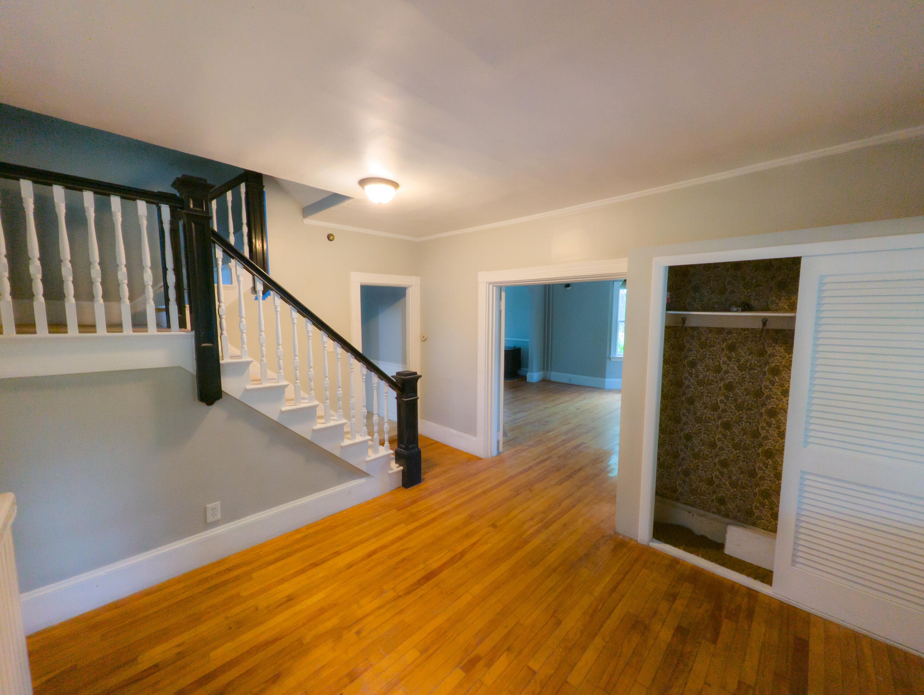 325 Court Street Property Photo 10
