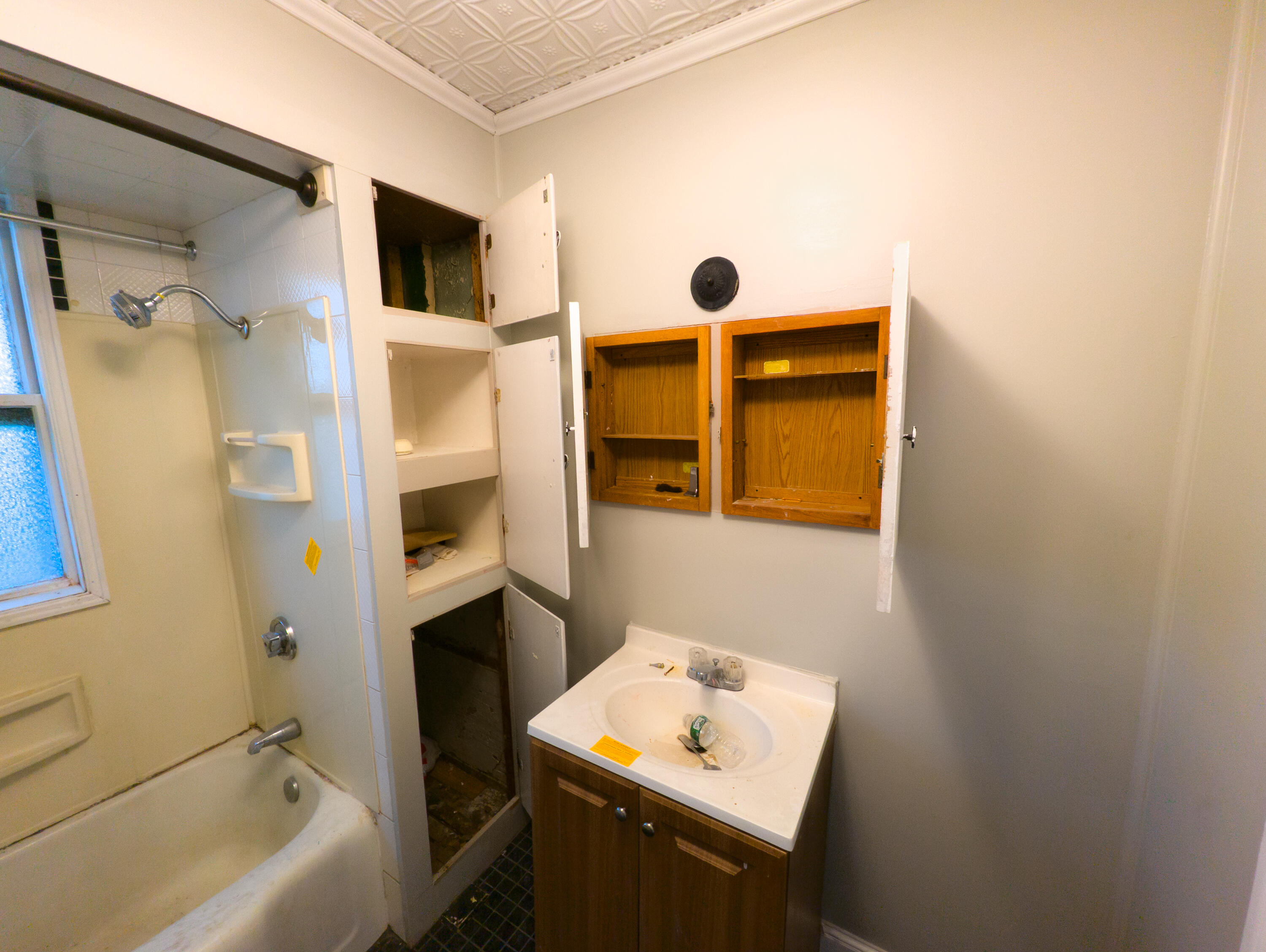 325 Court Street Property Photo 53