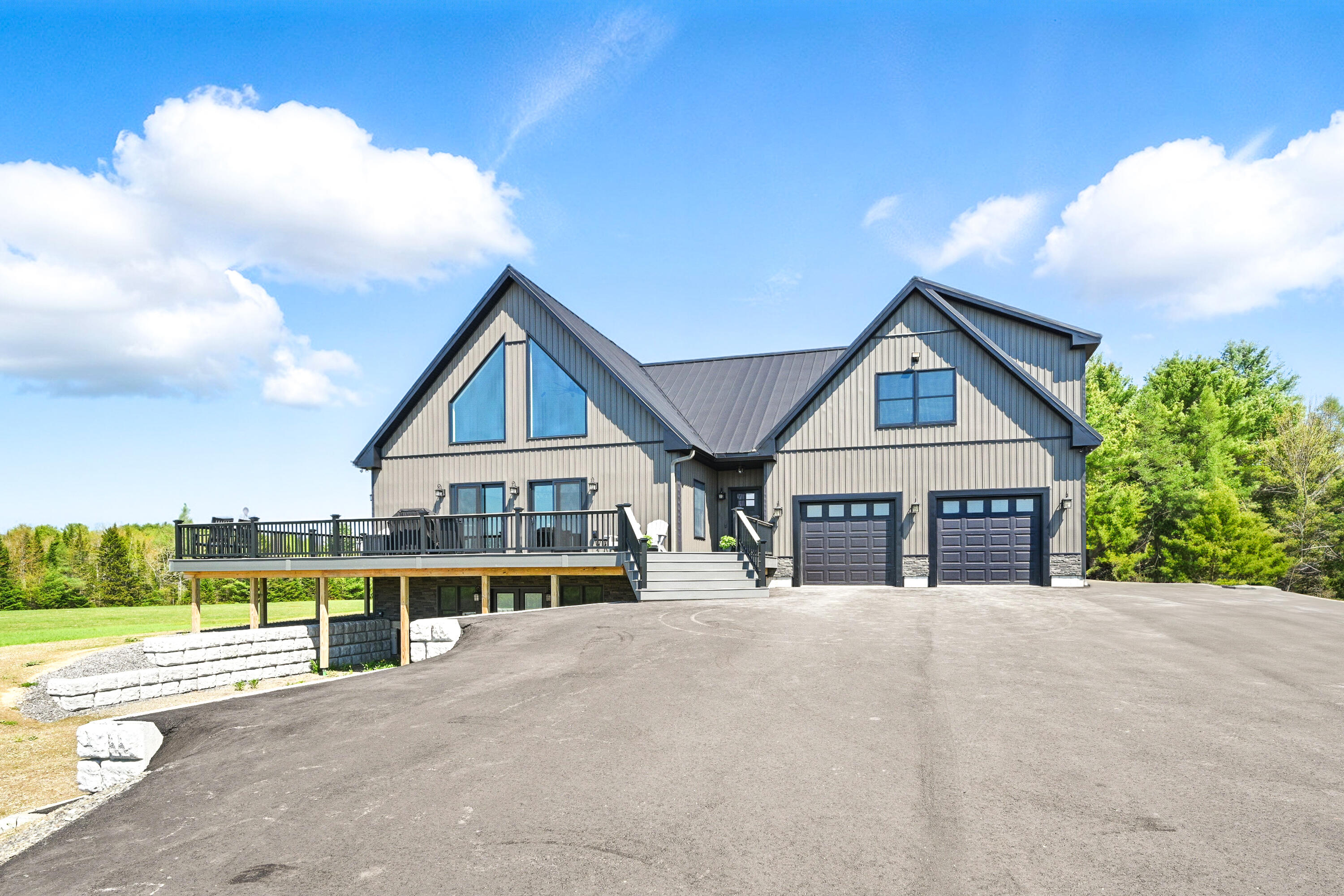 376 Weeks Mills Road Property Photo