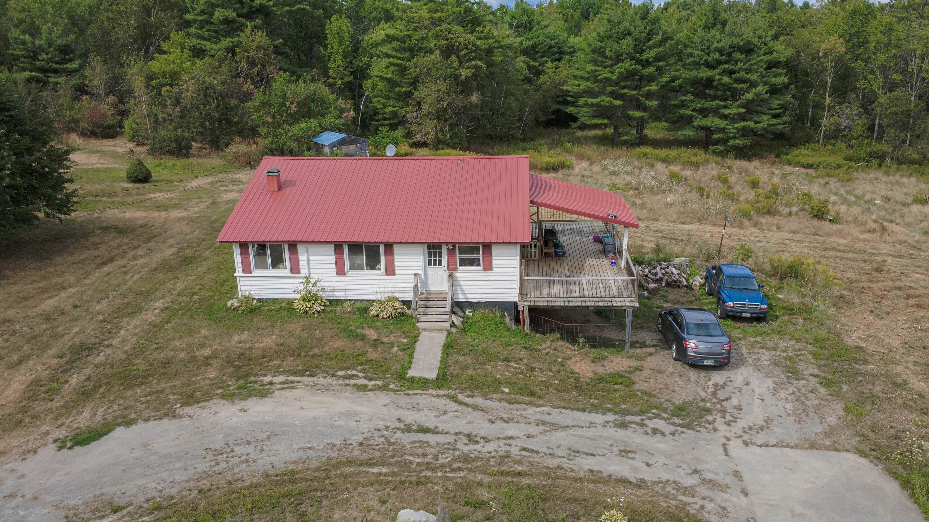 1407 Stage Road Property Photo 1