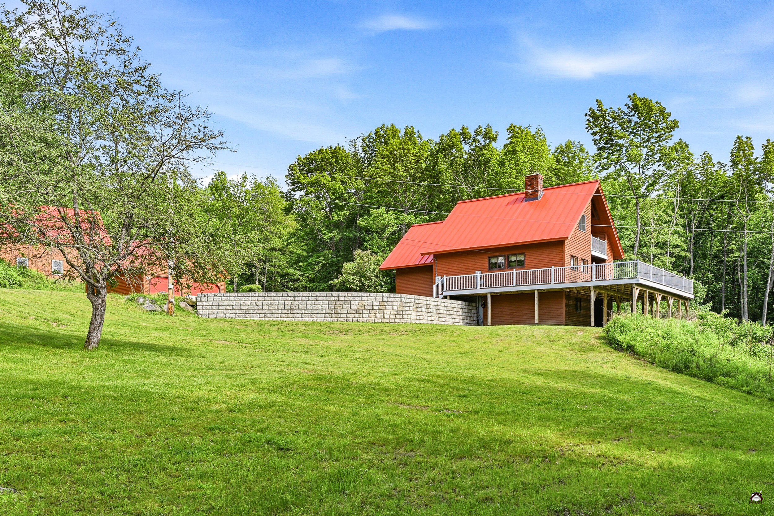 657 E Ridge Road Property Photo 1