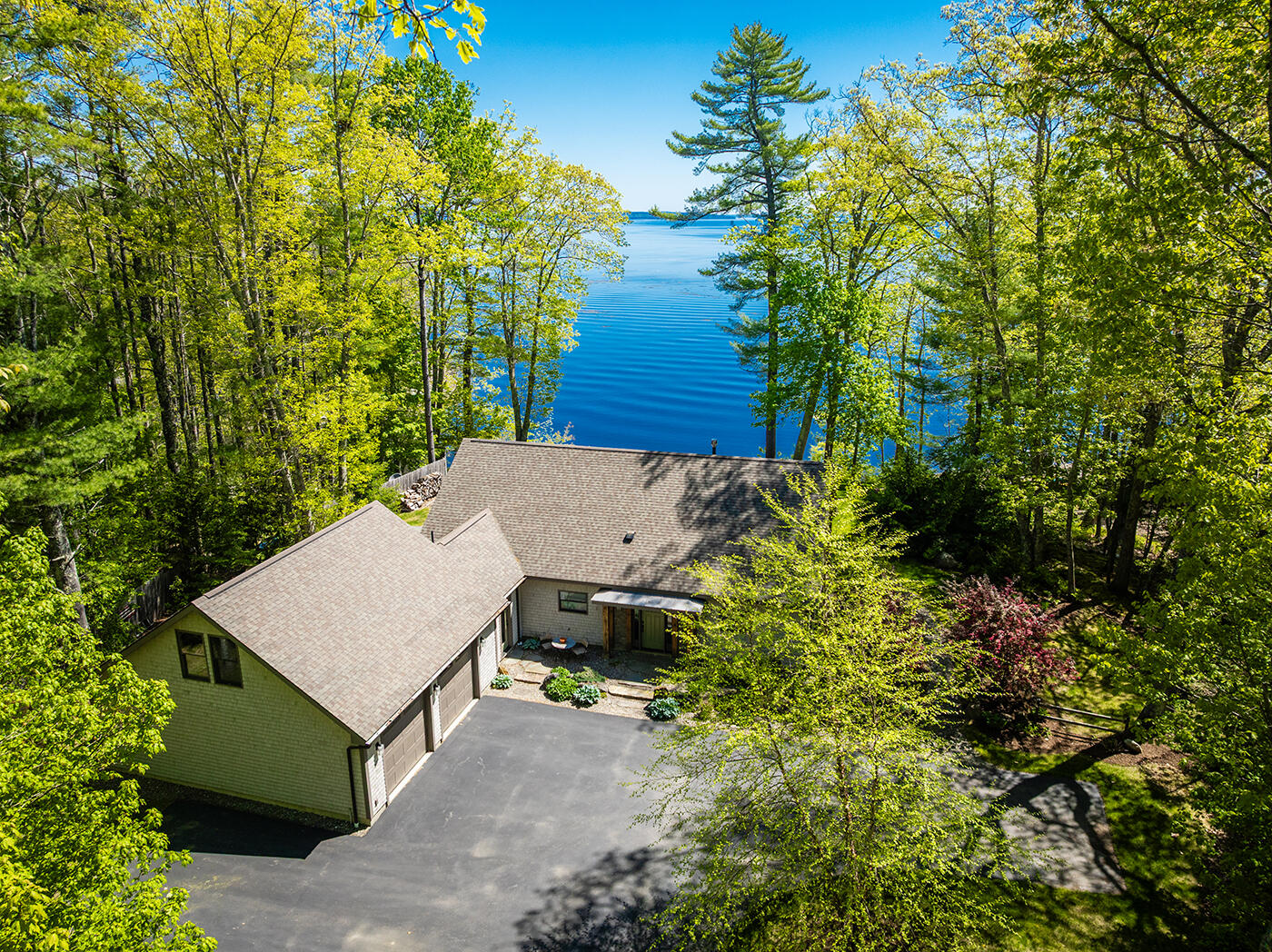 1496 Atlantic Highway Property Photo 1