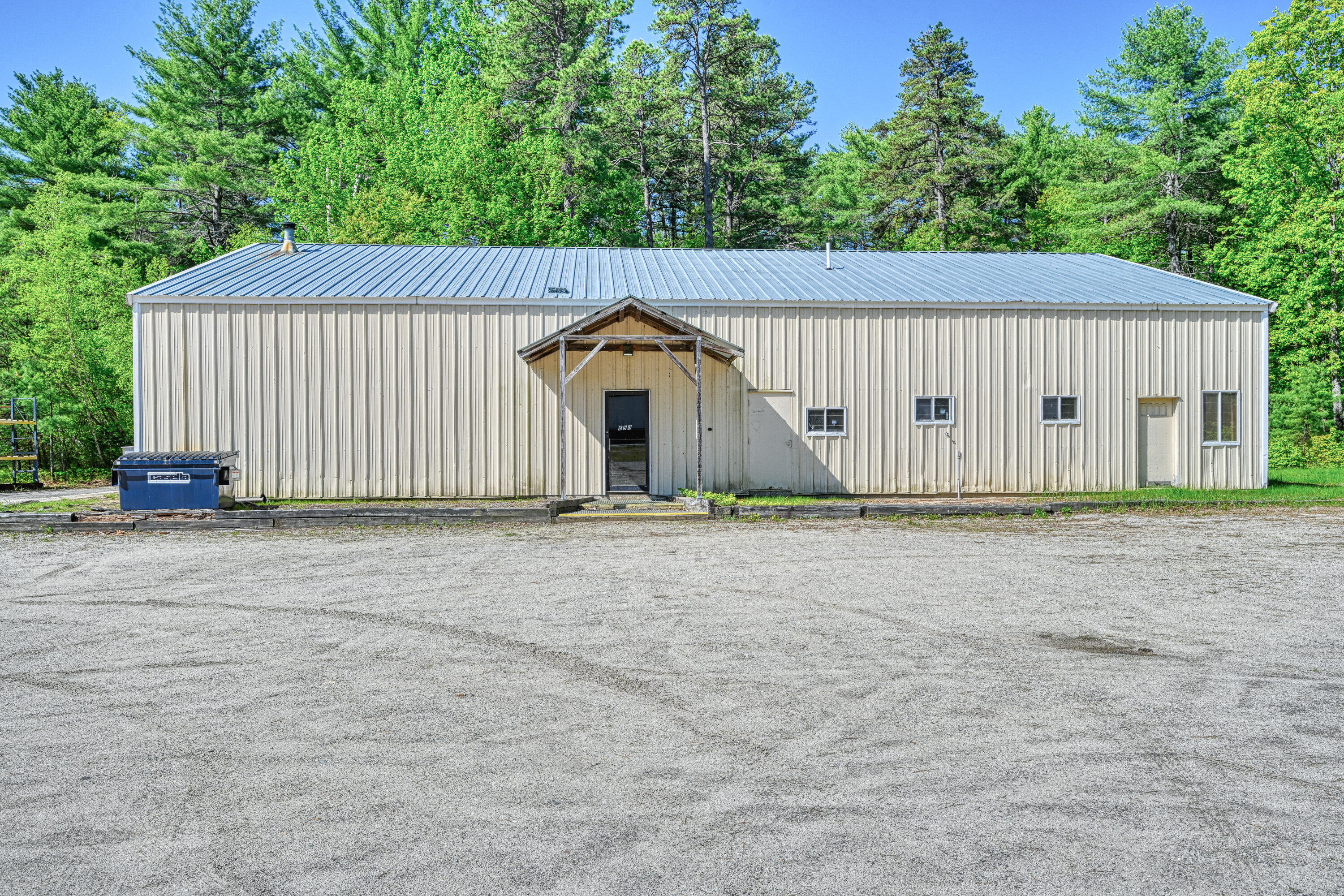 650 Main Street Property Photo