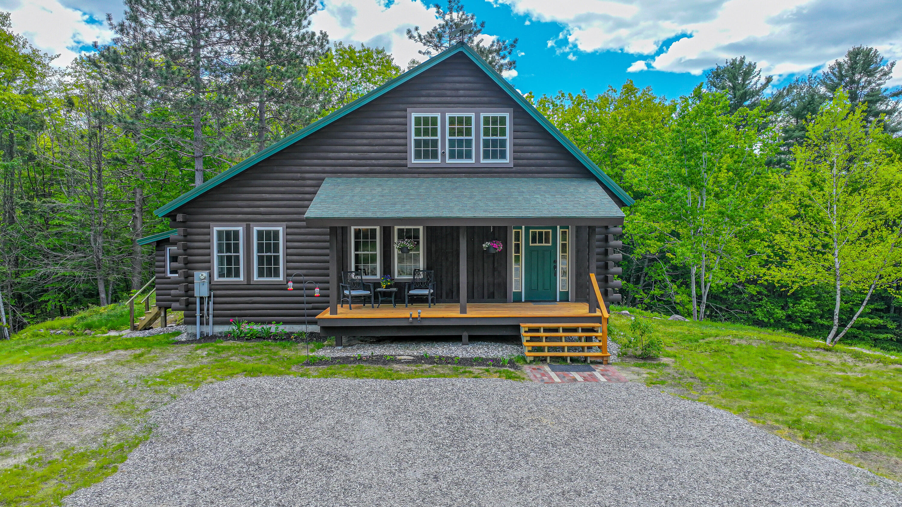 689 Hard Scrabble Road Property Photo 1