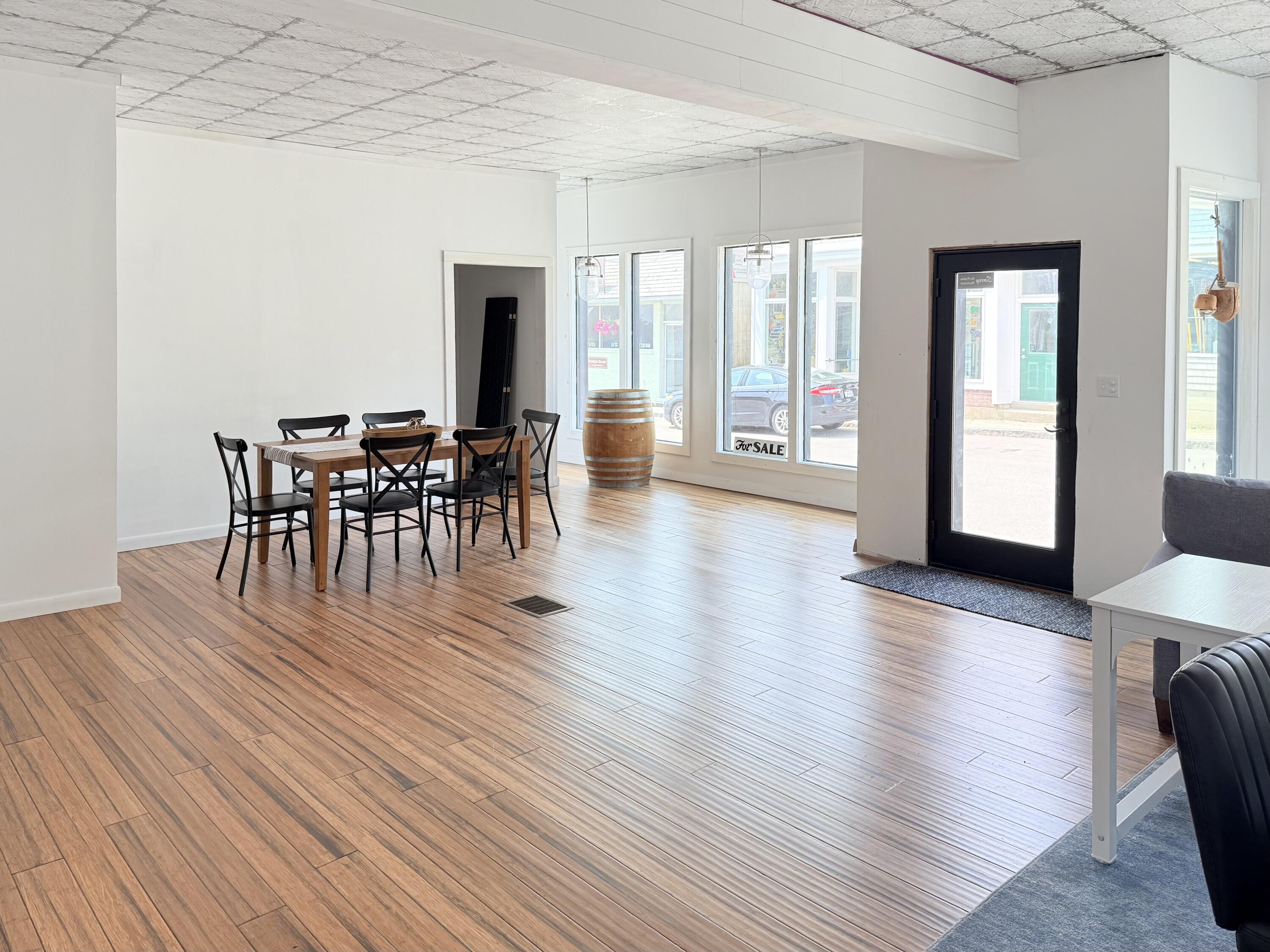 32 Water Street Property Photo 25