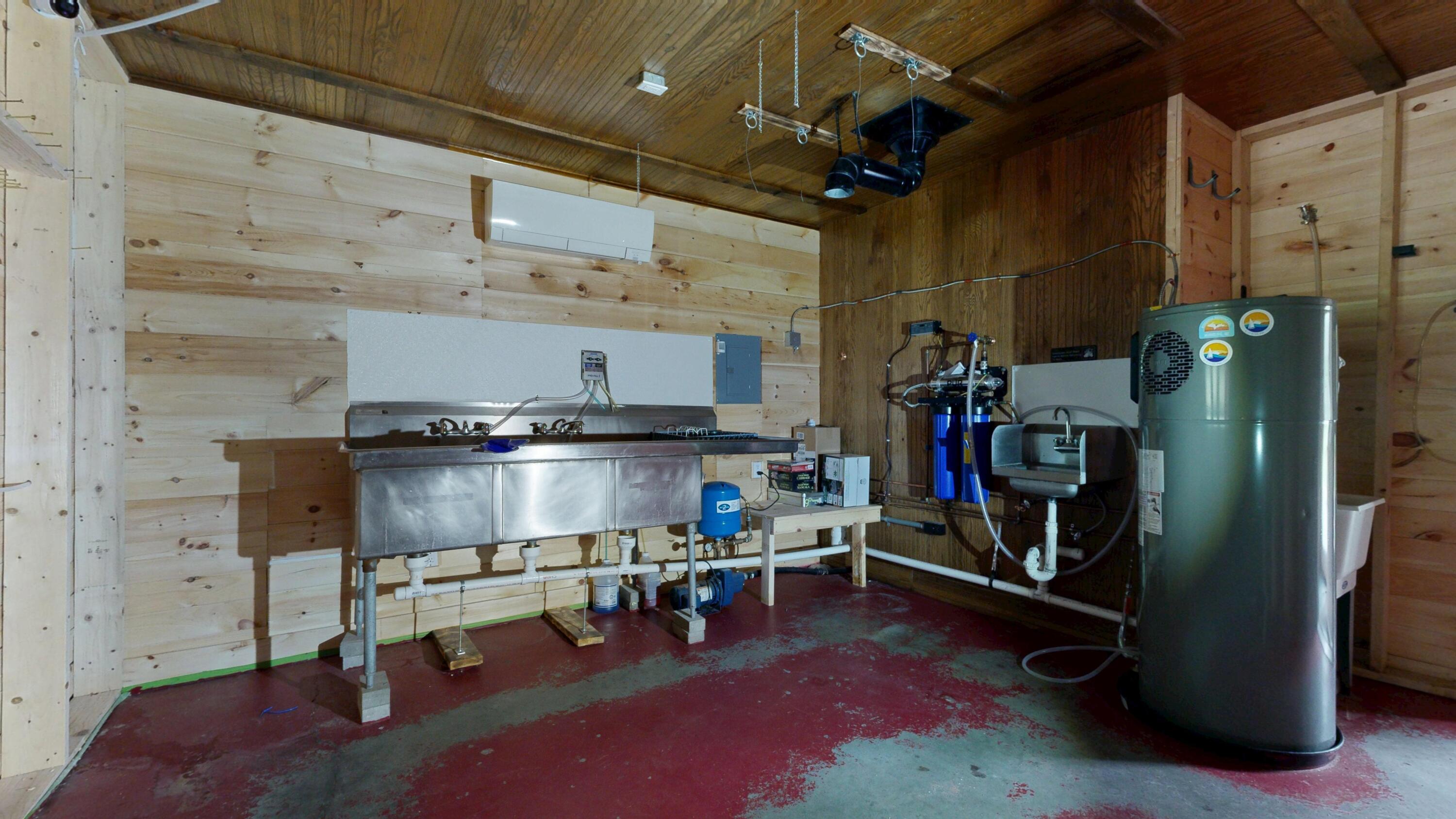 746 Auburn Road Property Photo 16