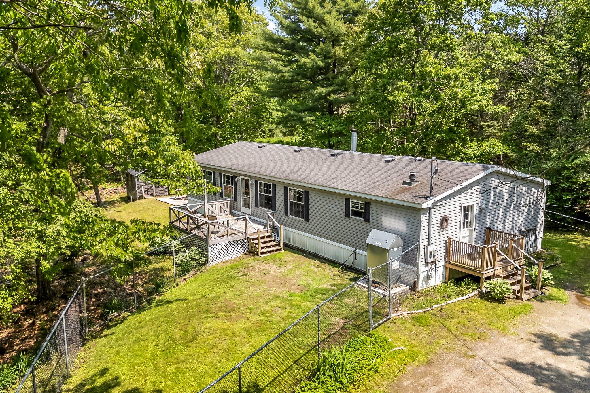 172 N Shore Drive Property Photo 1