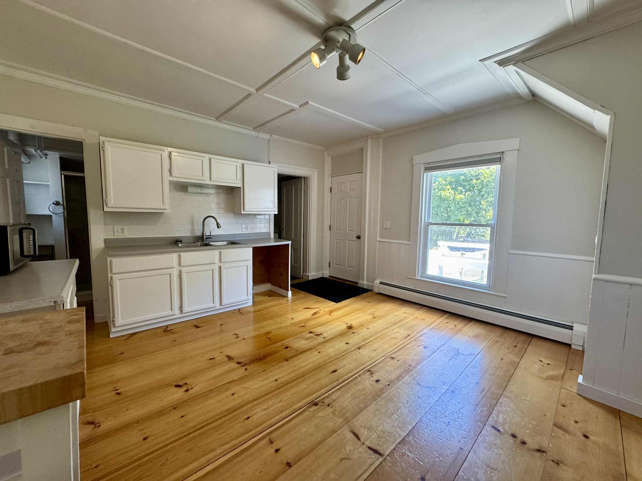 11 Gardner Avenue Property Photo 8