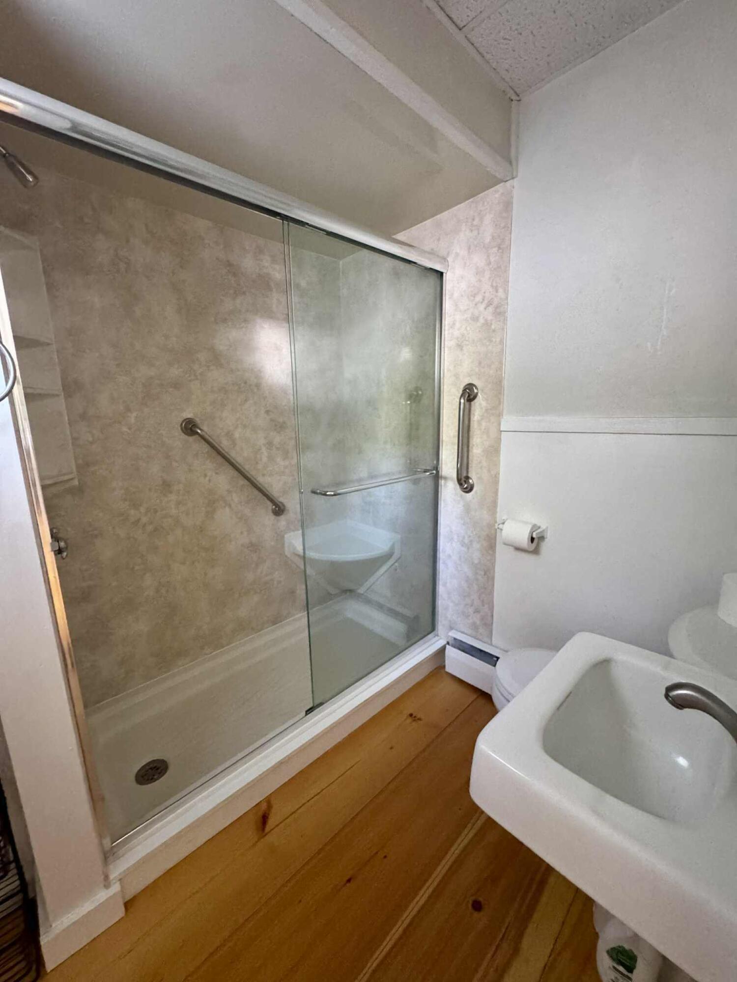 11 Gardner Avenue Property Photo 10