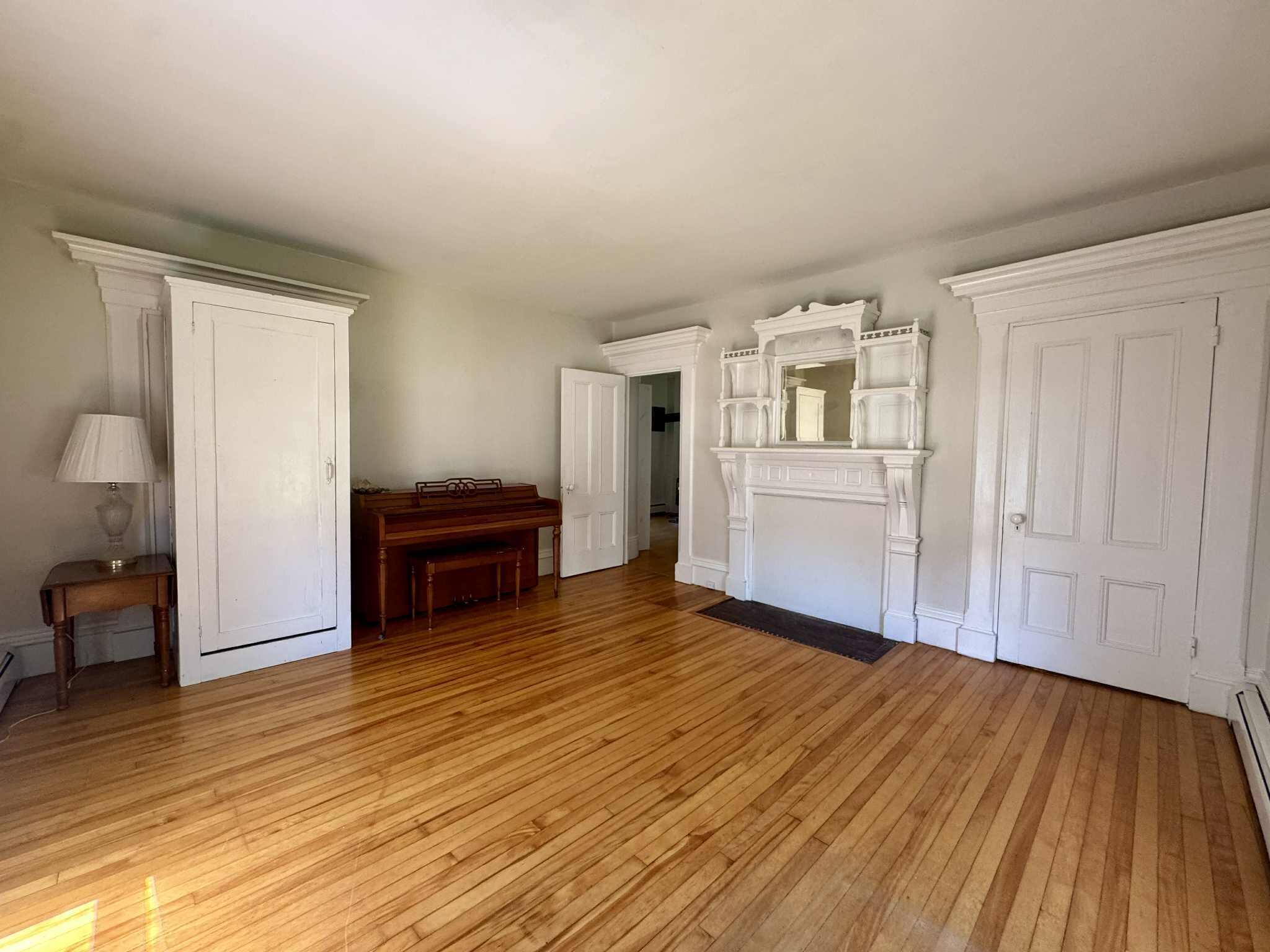 11 Gardner Avenue Property Photo 17