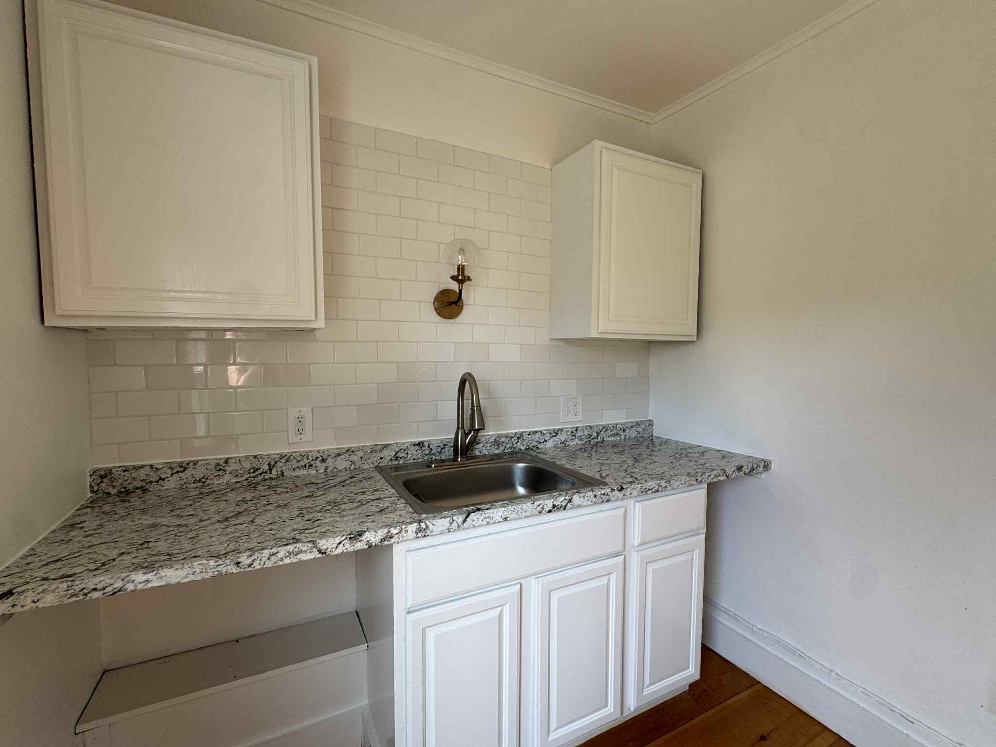 11 Gardner Avenue Property Photo 28