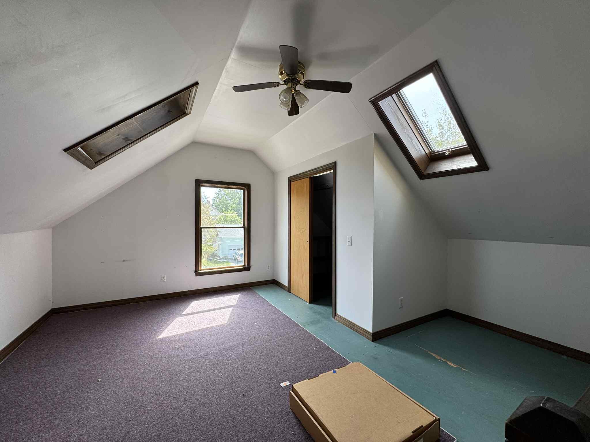 11 Gardner Avenue Property Photo 36