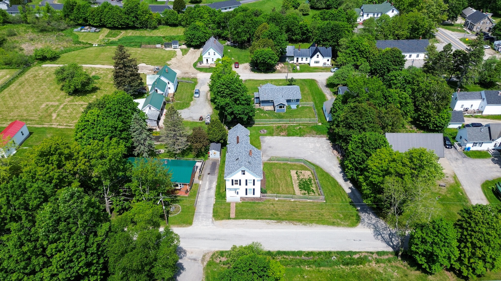 11 Gardner Avenue Property Photo 47