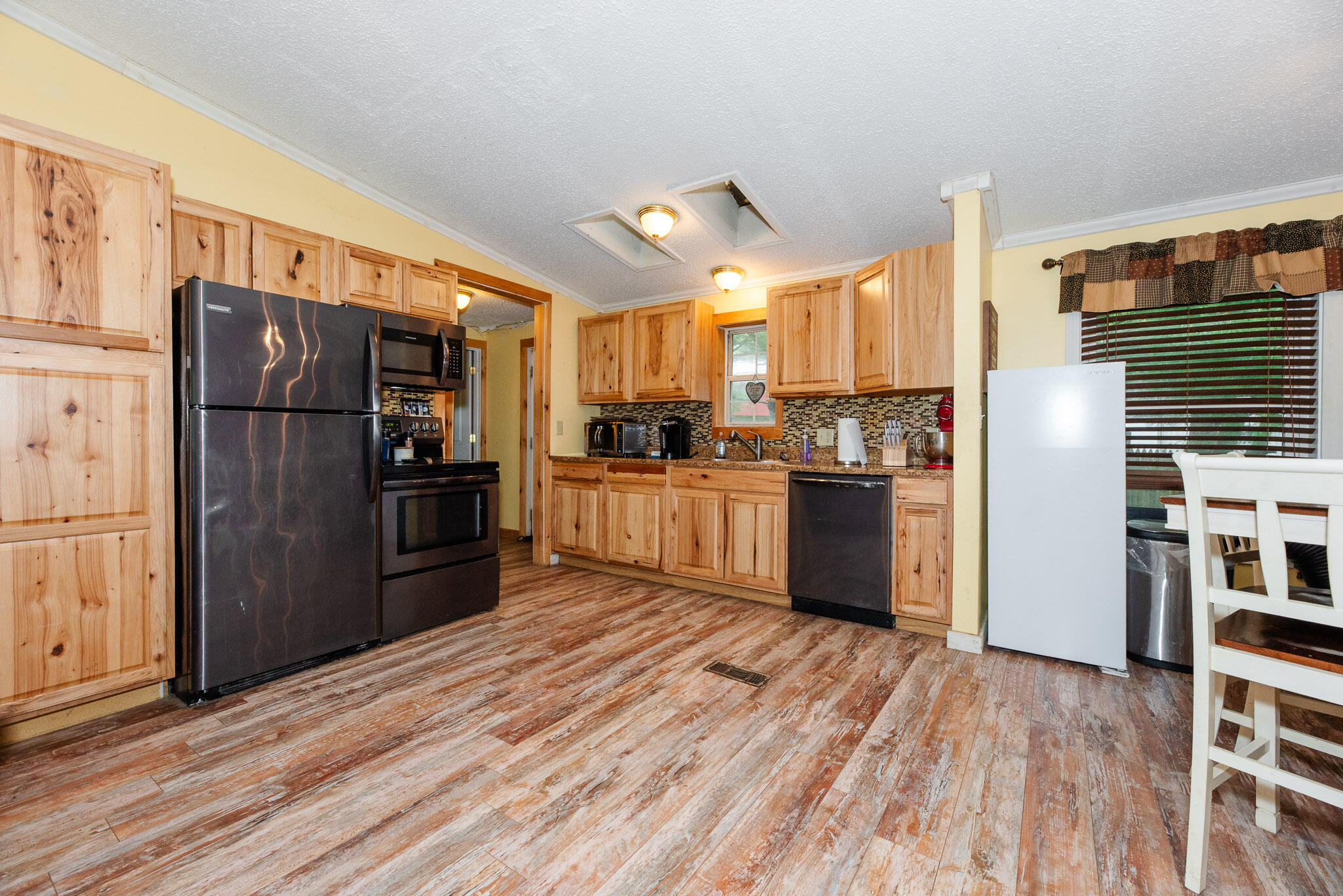 103 Twin Birches Lane Property Photo 18