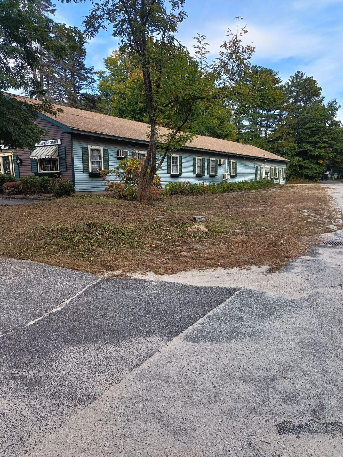 1223 Roosevelt Trail Property Photo 3