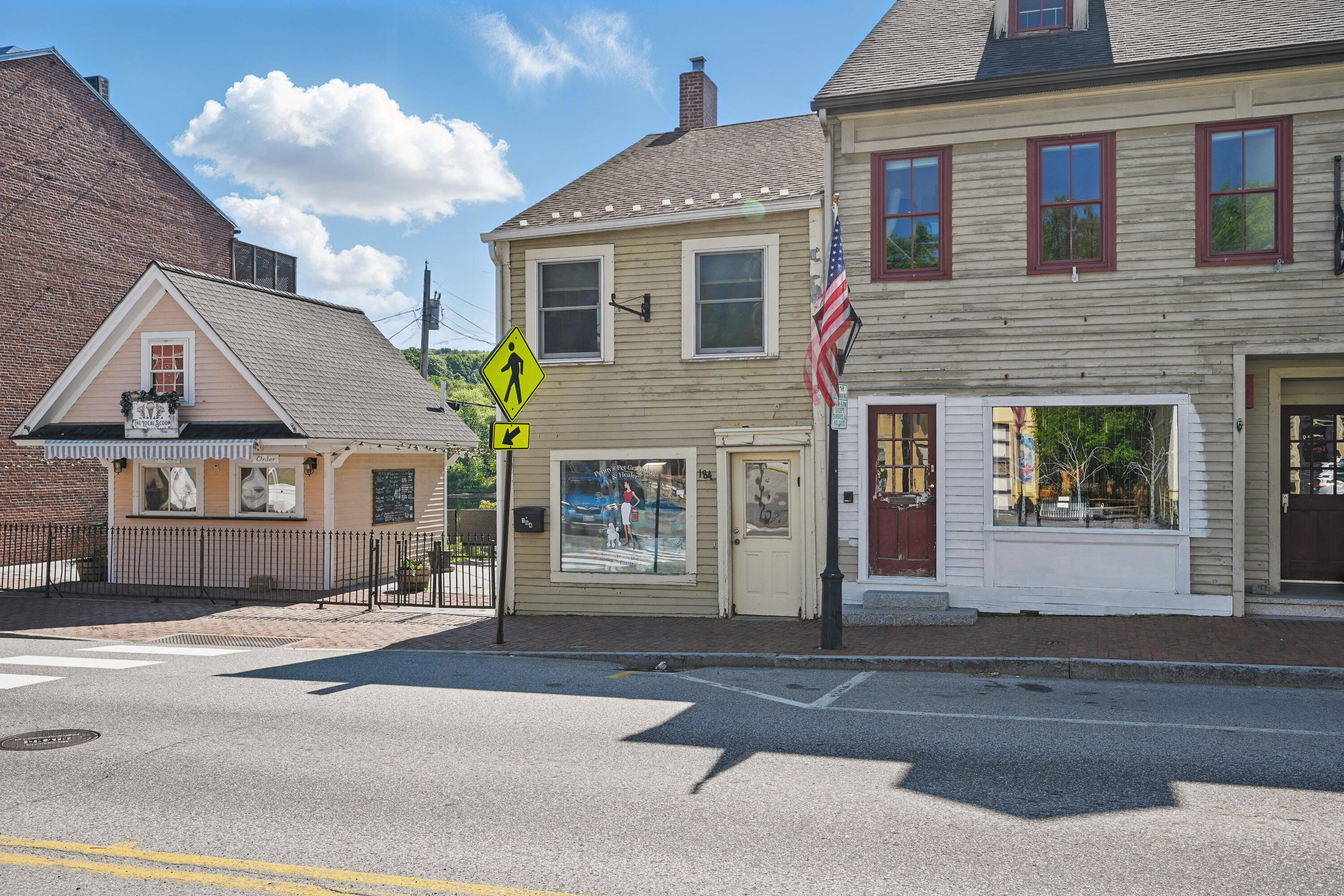 184 Water Street Property Photo 3