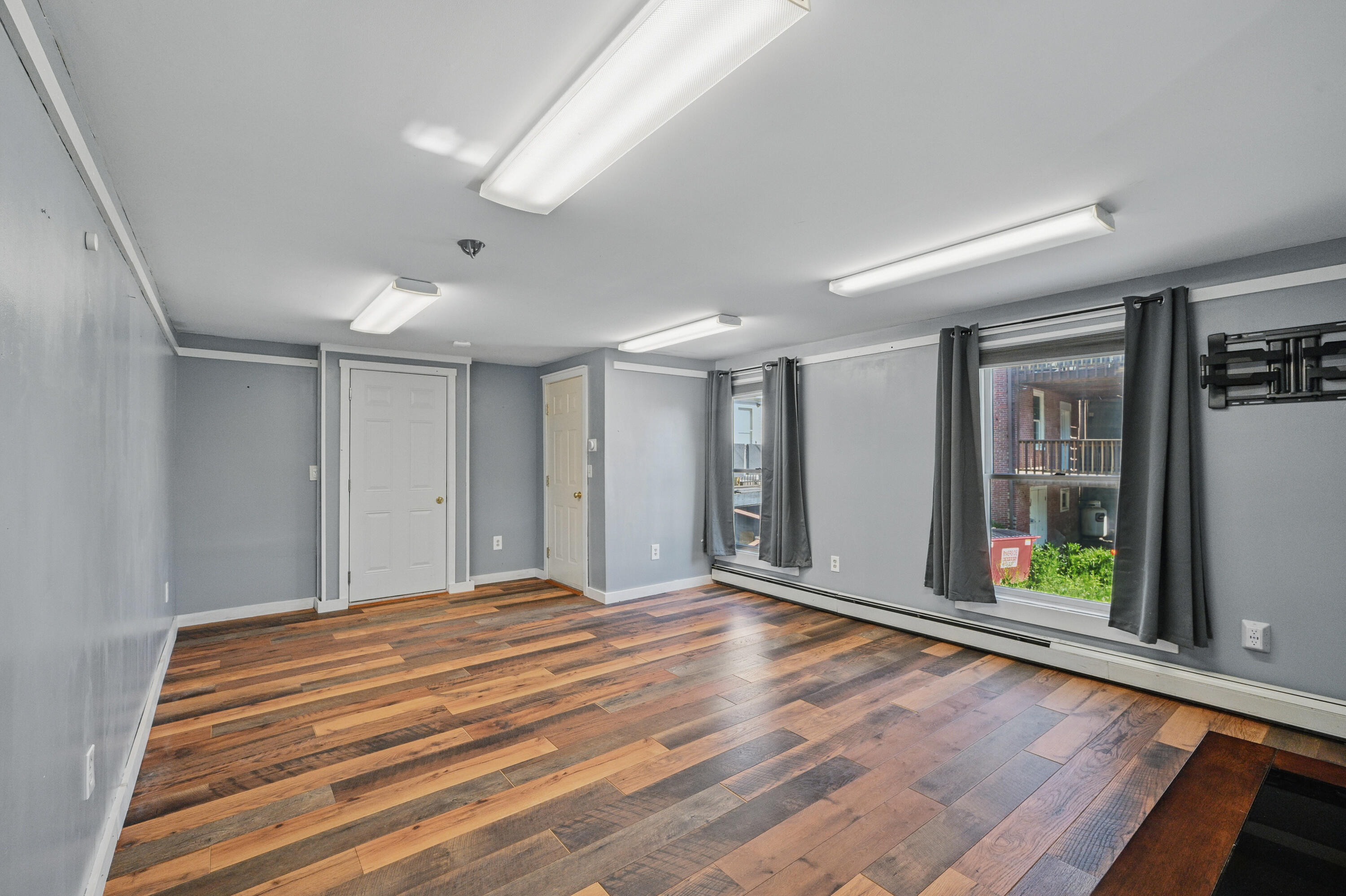 184 Water Street Property Photo 19