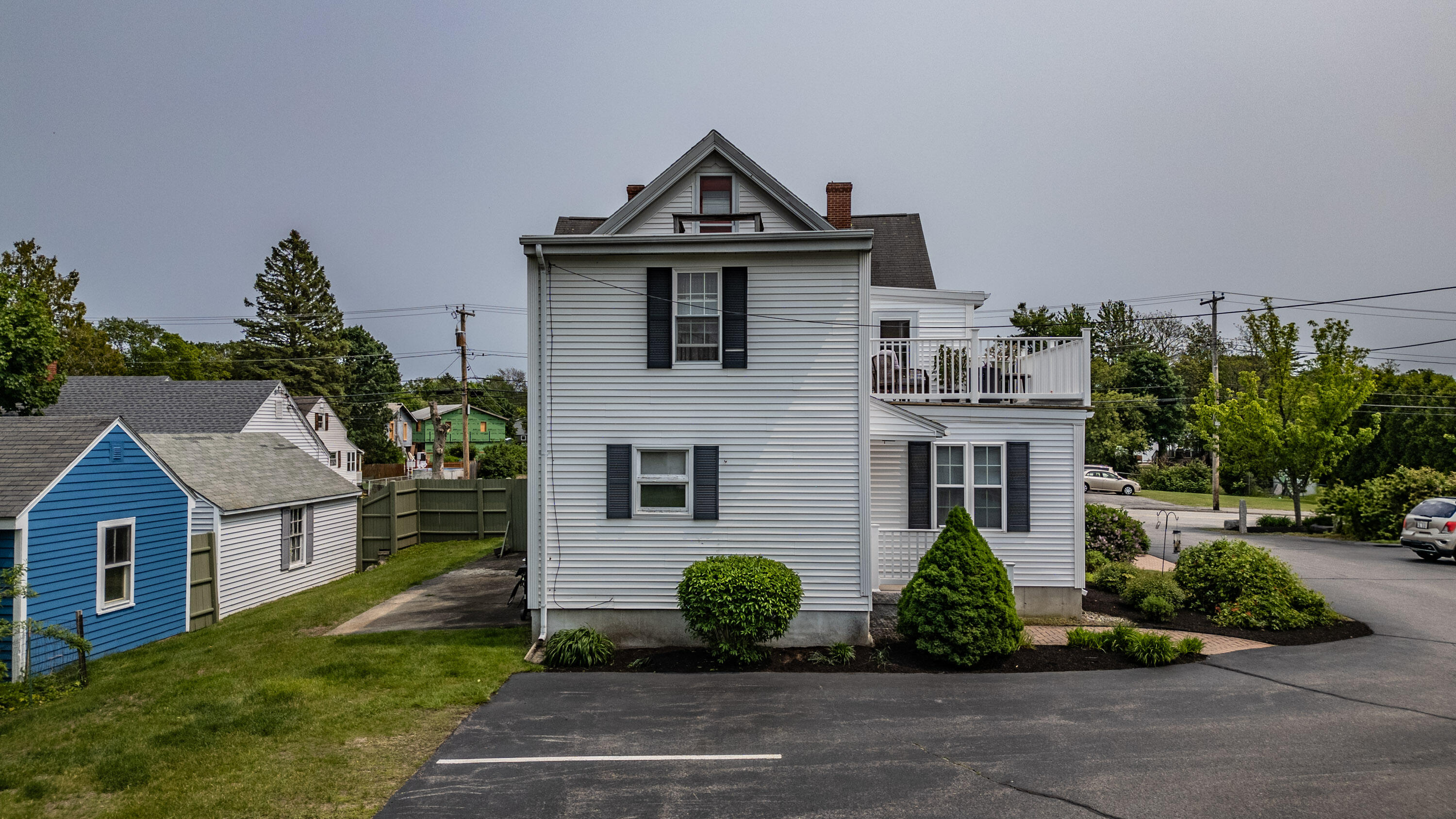 276 Hill Street Property Photo 12