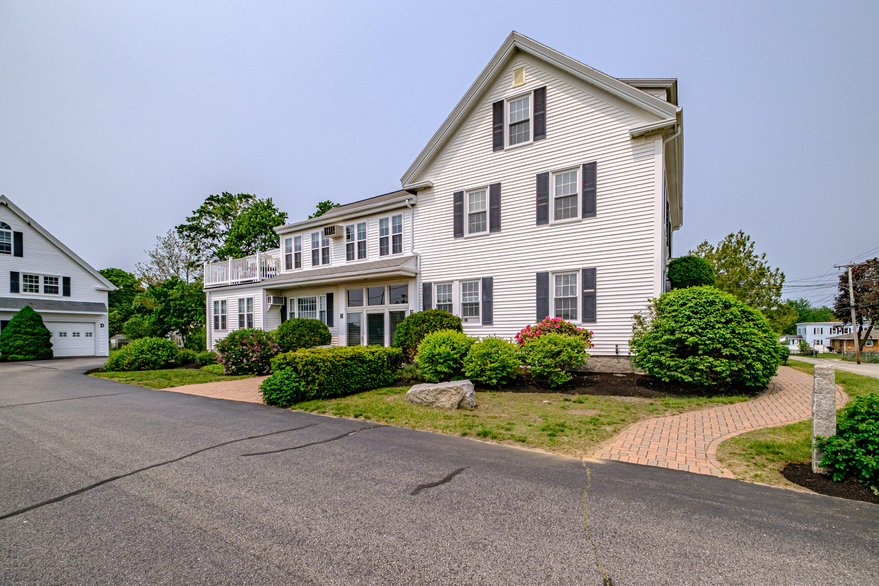 276 Hill Street Property Photo 20